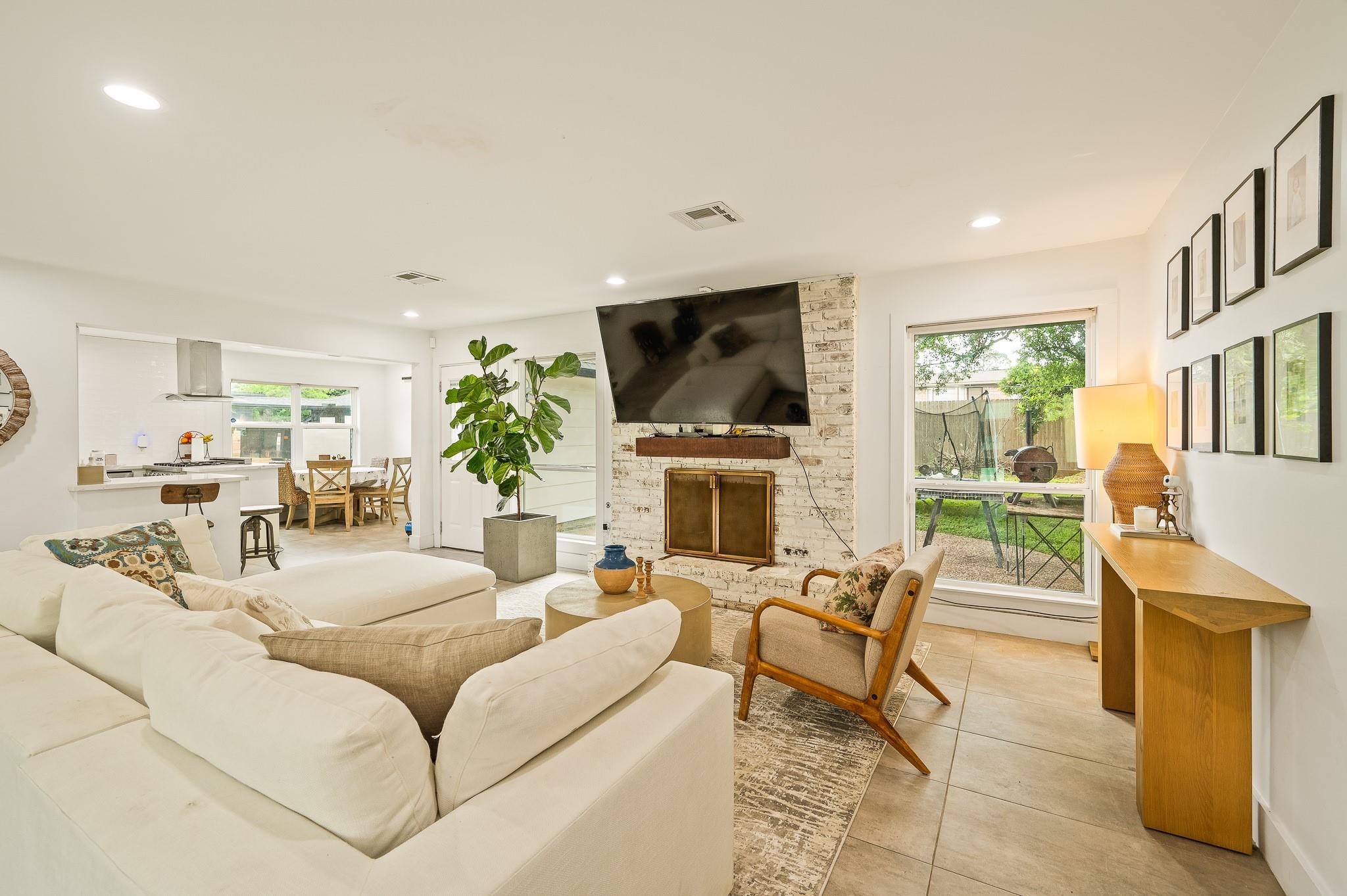 2102 Teague Rd, Houston, TX 77080 photo
