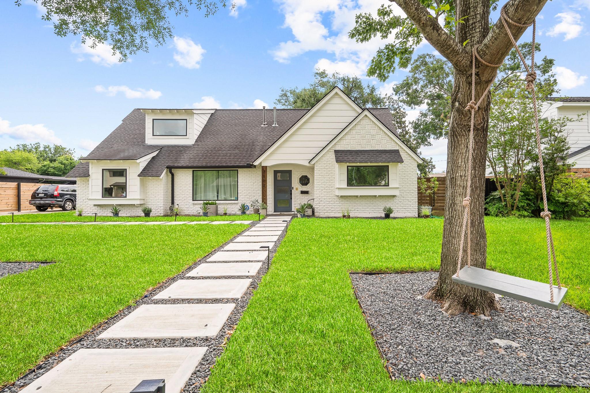 2102 Teague Rd, Houston, TX 77080