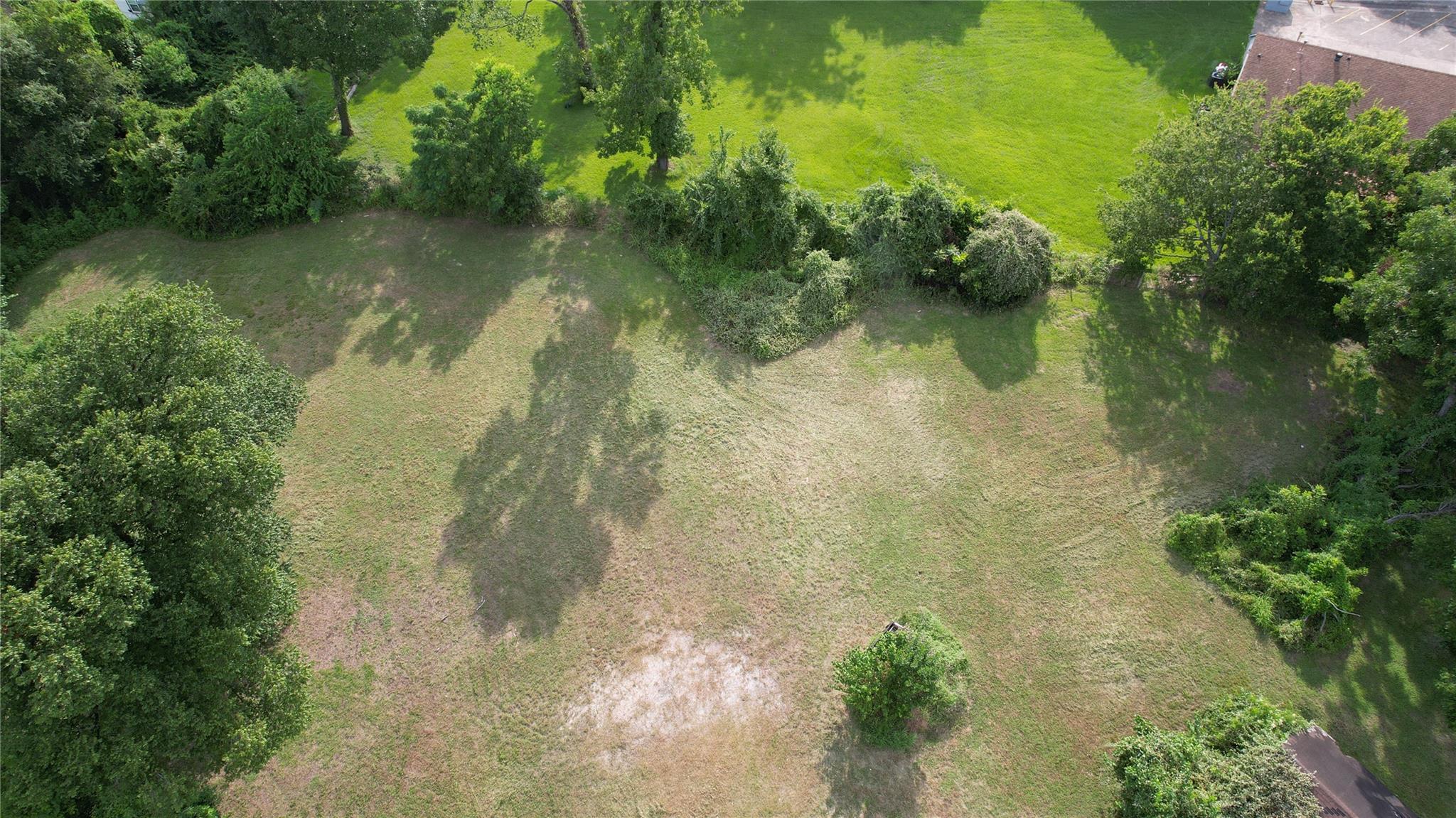 9203 W Montgomery Rd, Houston, TX 77088 photo