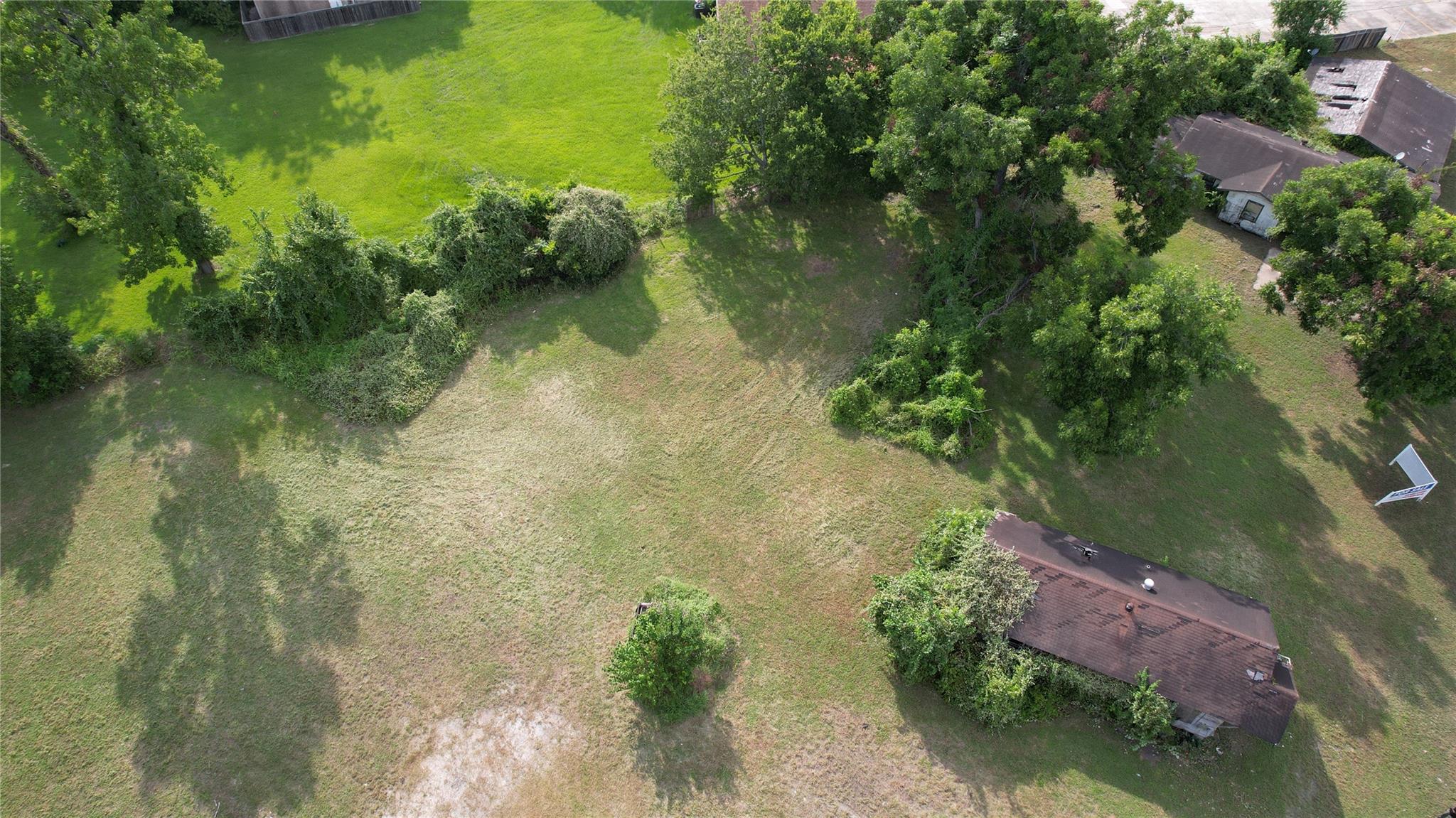 9203 W Montgomery Rd, Houston, TX 77088 photo