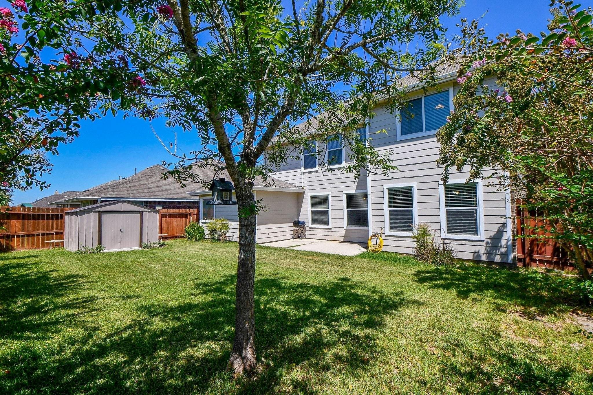930 Sage St, Baytown, TX 77521 photo