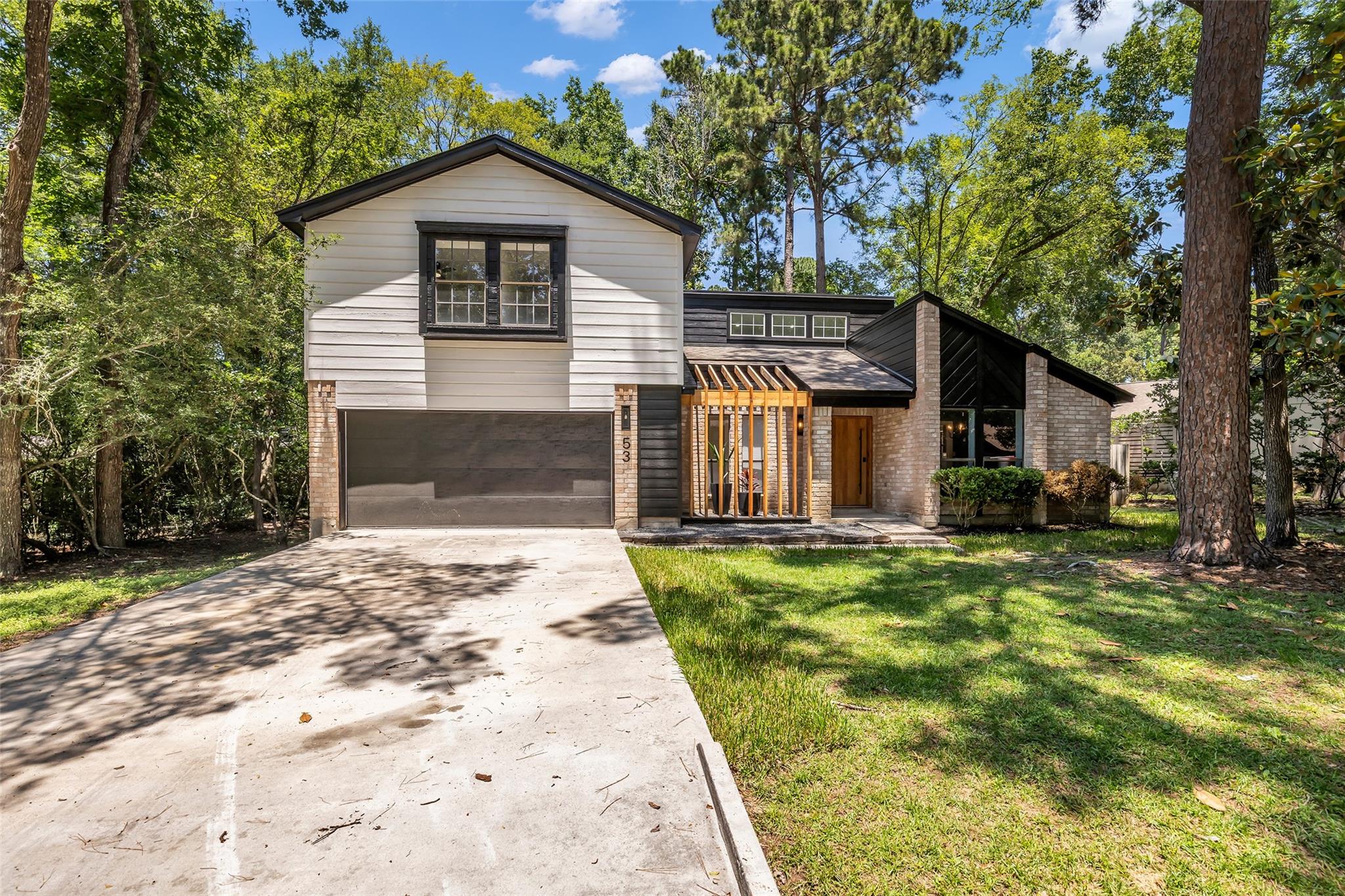 53 Torch Pine Cir, The Woodlands, TX 77381