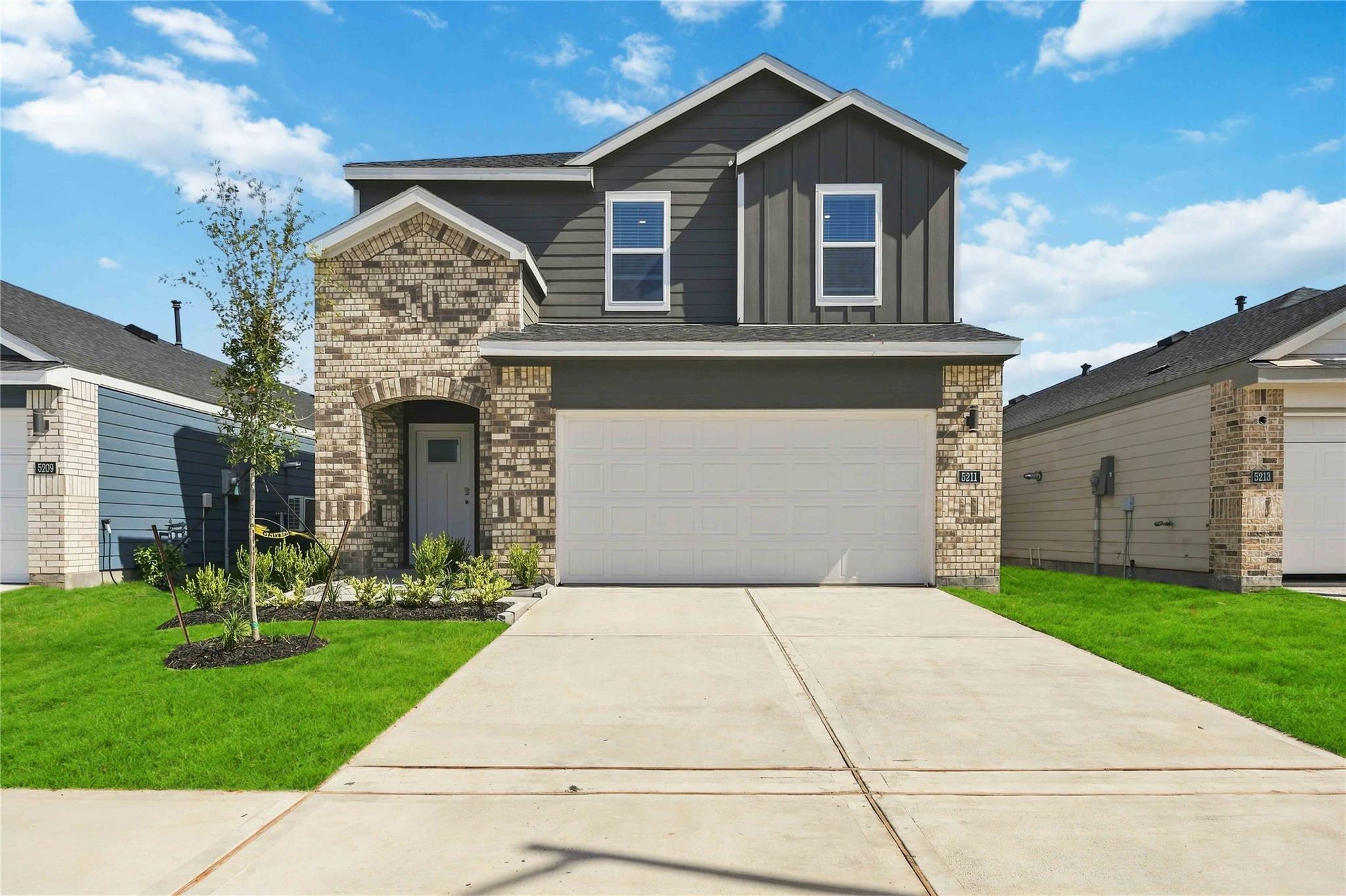 5210 Purple Beebalm Ln, Houston, TX 77048