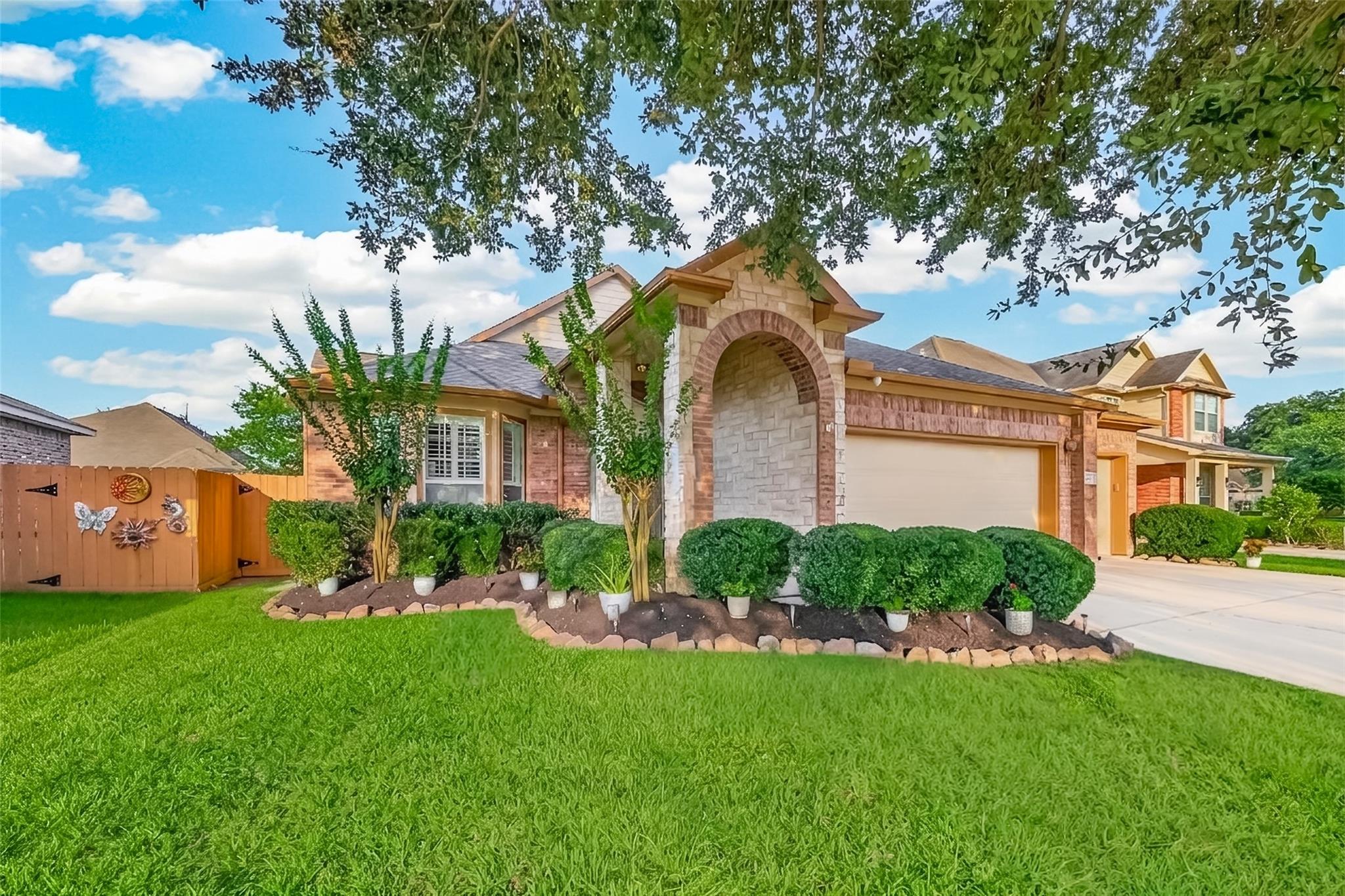 946 Maresca Ln, League City, TX 77573 photo