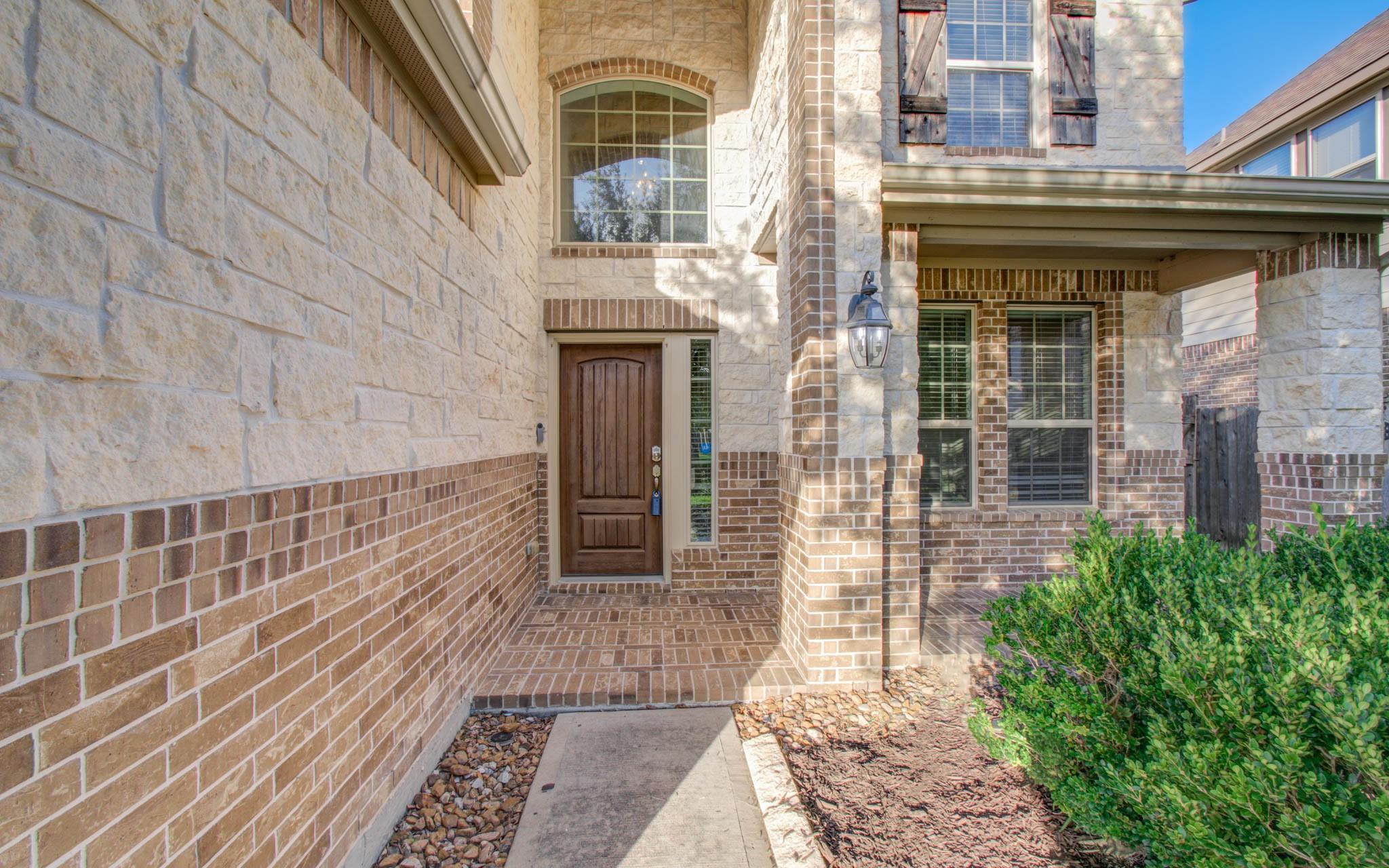 10126 Naples Cliff Ct, Cypress, TX 77433 photo