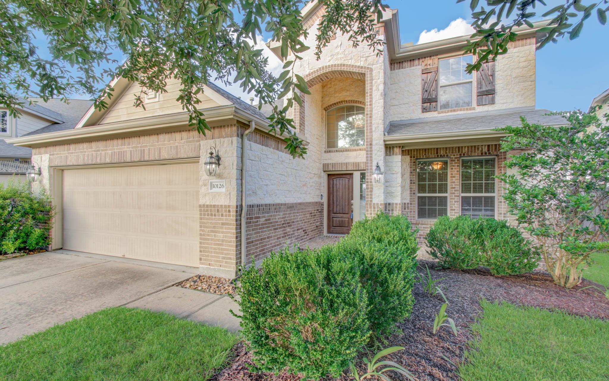 10126 Naples Cliff Ct, Cypress, TX 77433