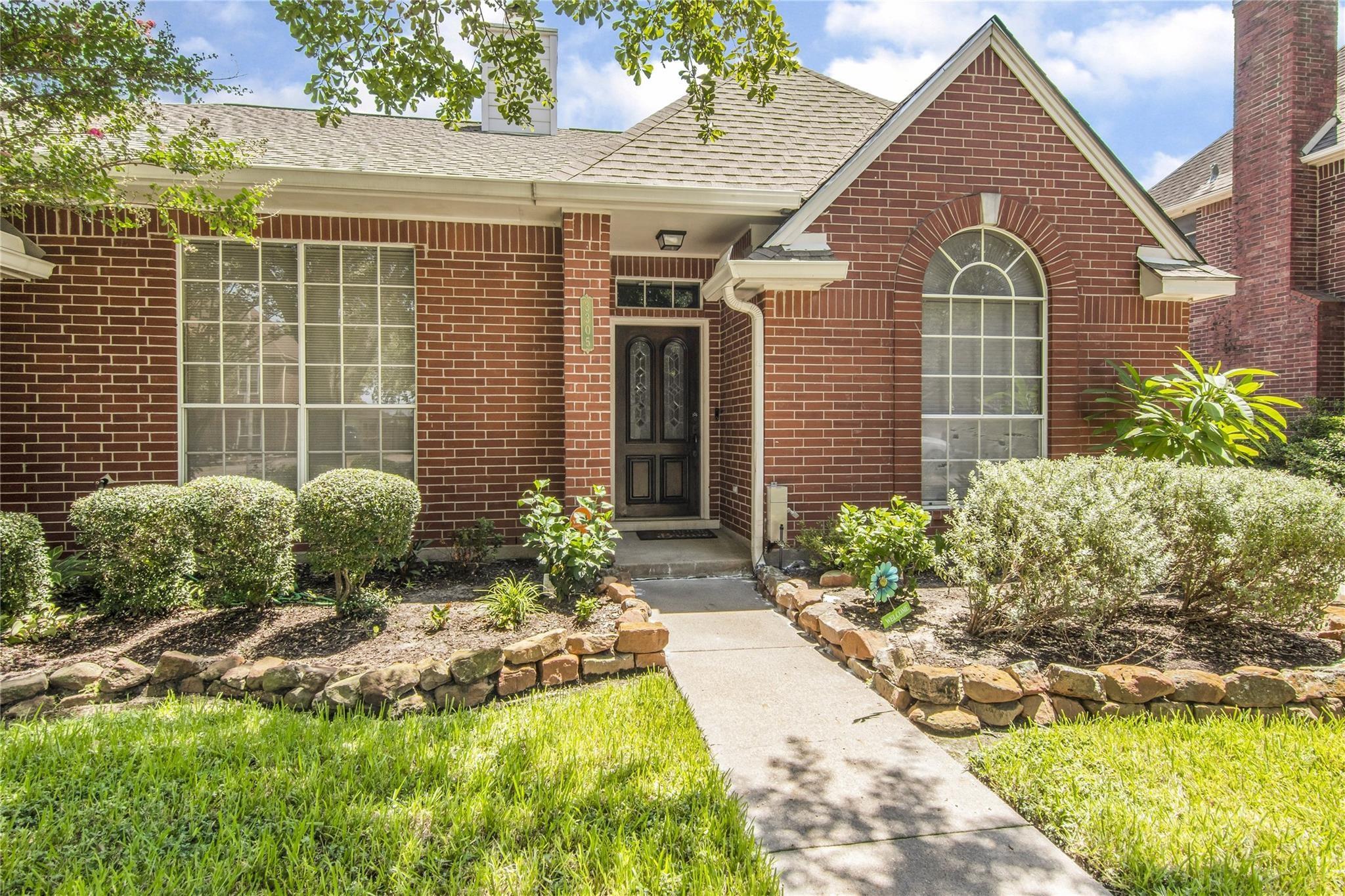 3305 Greenwood Pl, Deer Park, TX 77536 photo