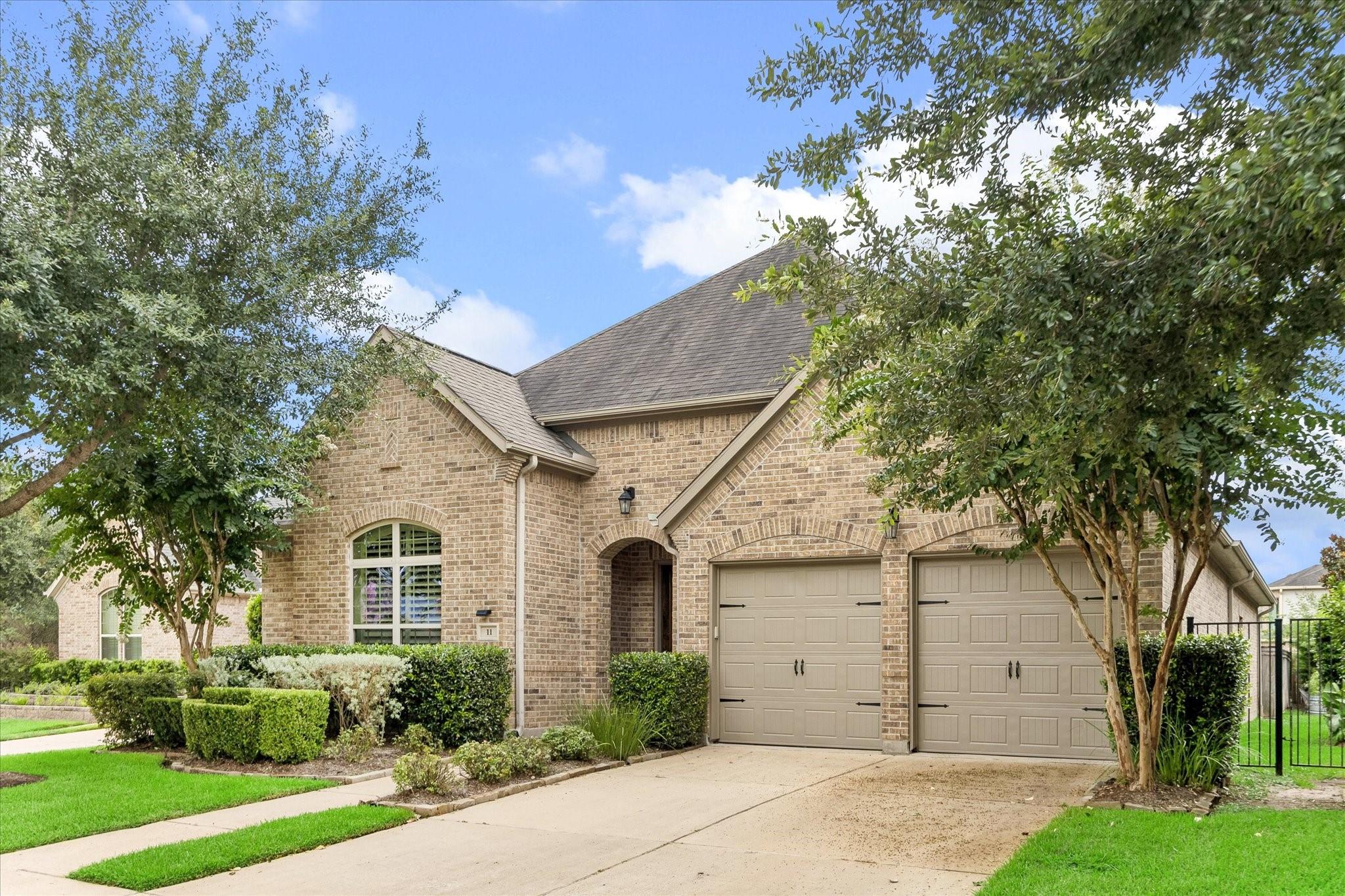 11 Willow Tree Ct, Missouri City, TX 77459