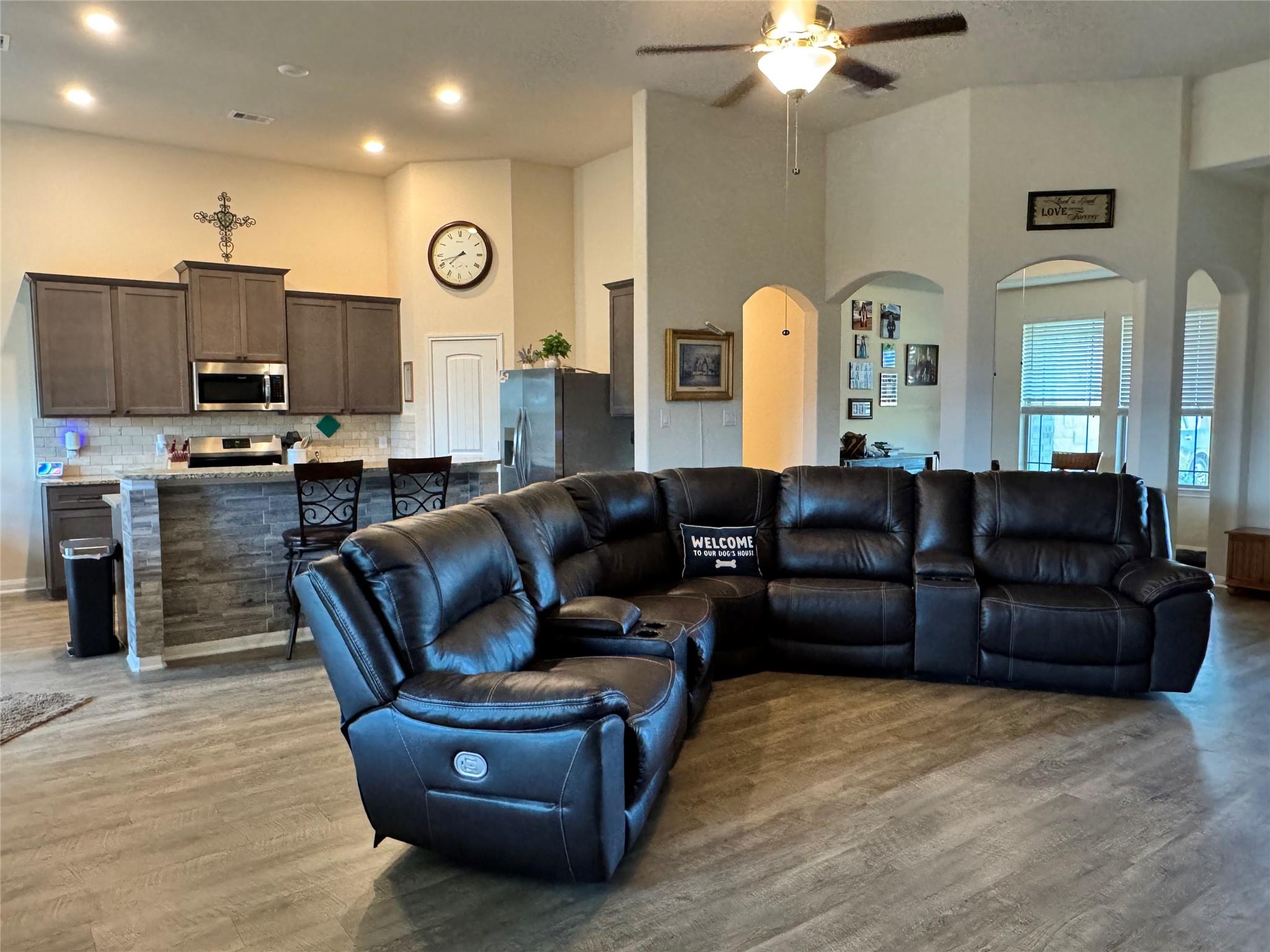 16645 Crosby St, Conroe, TX 77303 photo
