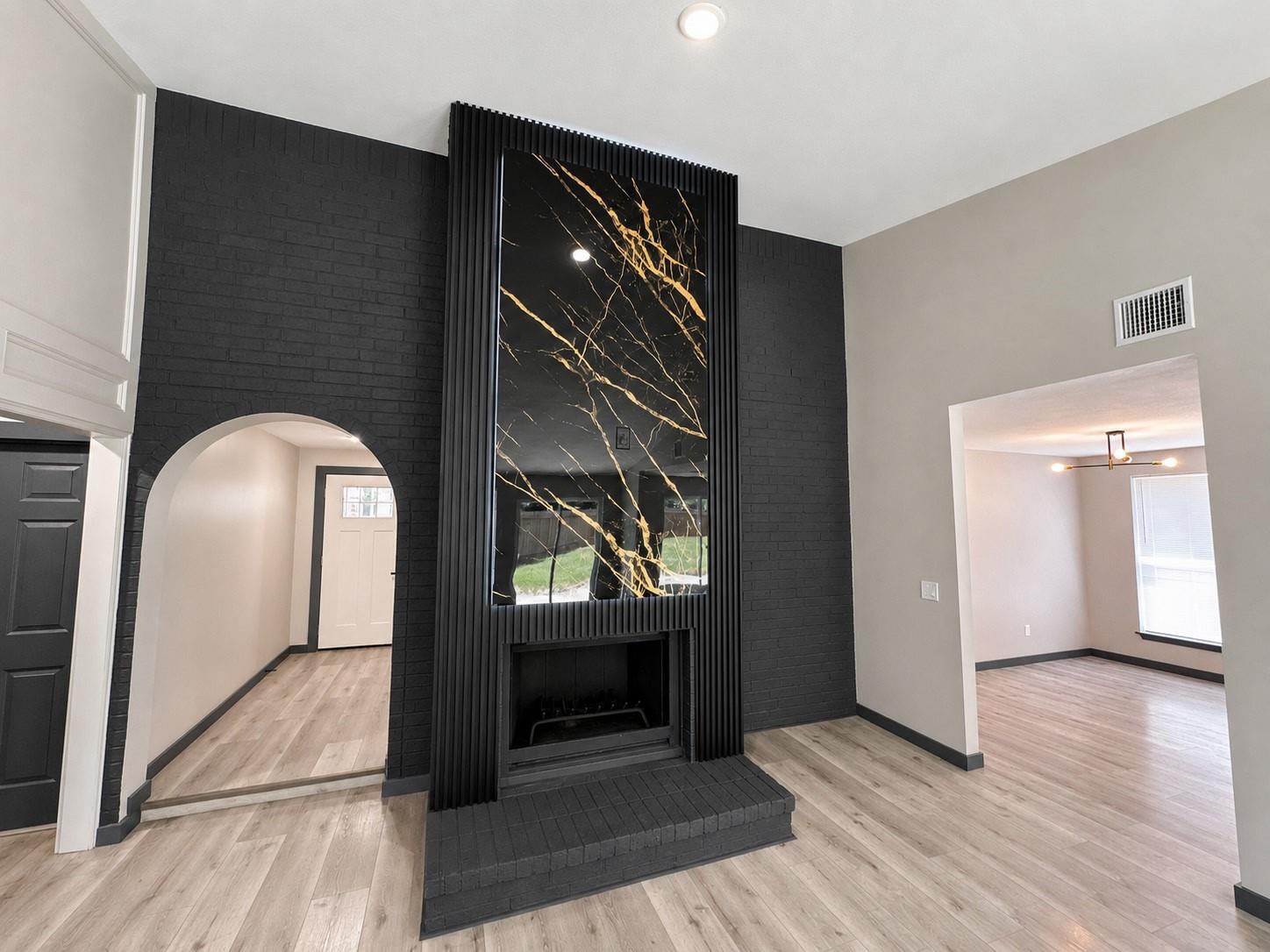 10007 Misty Trl, Houston, TX 77088 photo