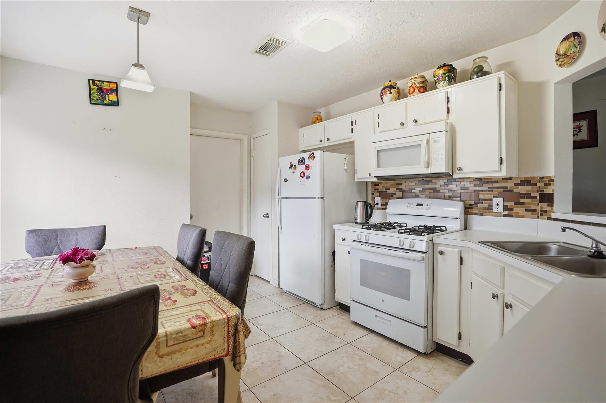 15258 Ferness Ln, Channelview, TX 77530 photo
