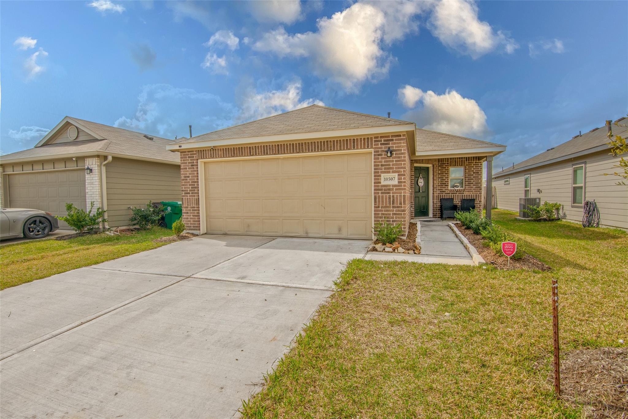 10507 Vinca Minor Ln, Houston, TX 77016 photo