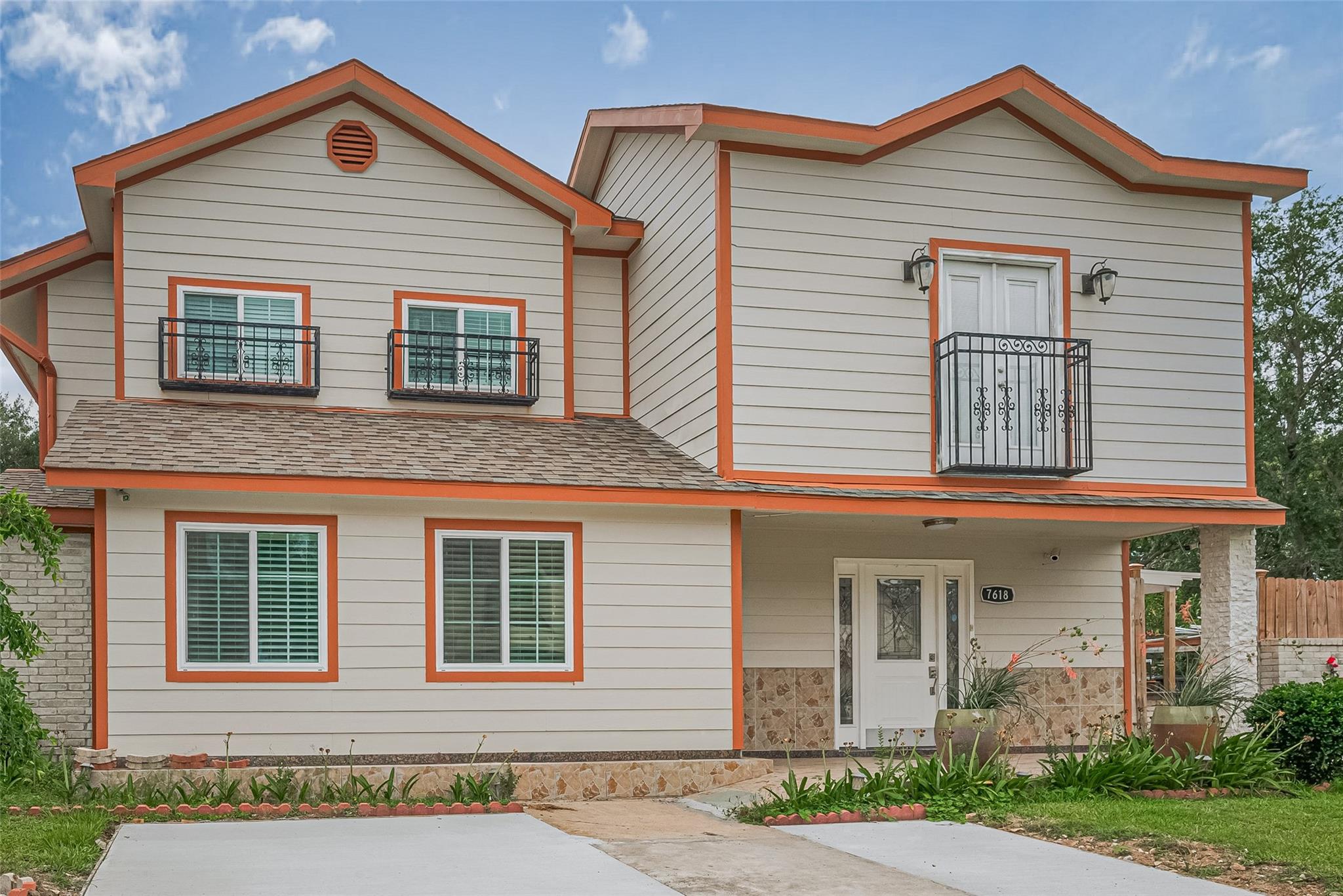 7618 De Glen Ln, Houston, TX 77072