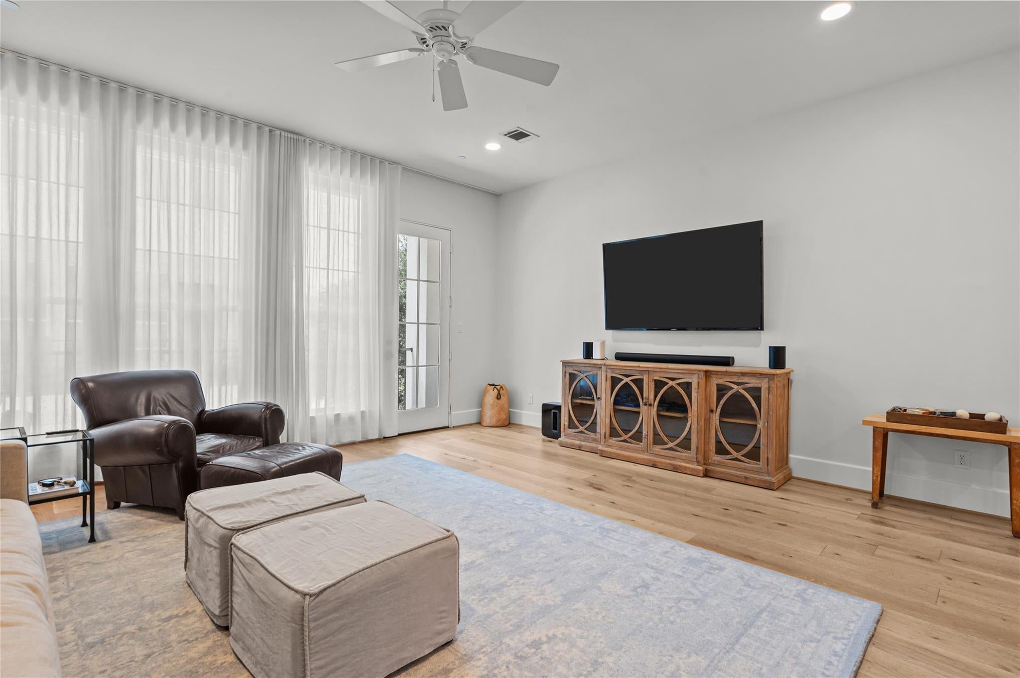 2505 Dorrington, Houston, TX 77030 photo