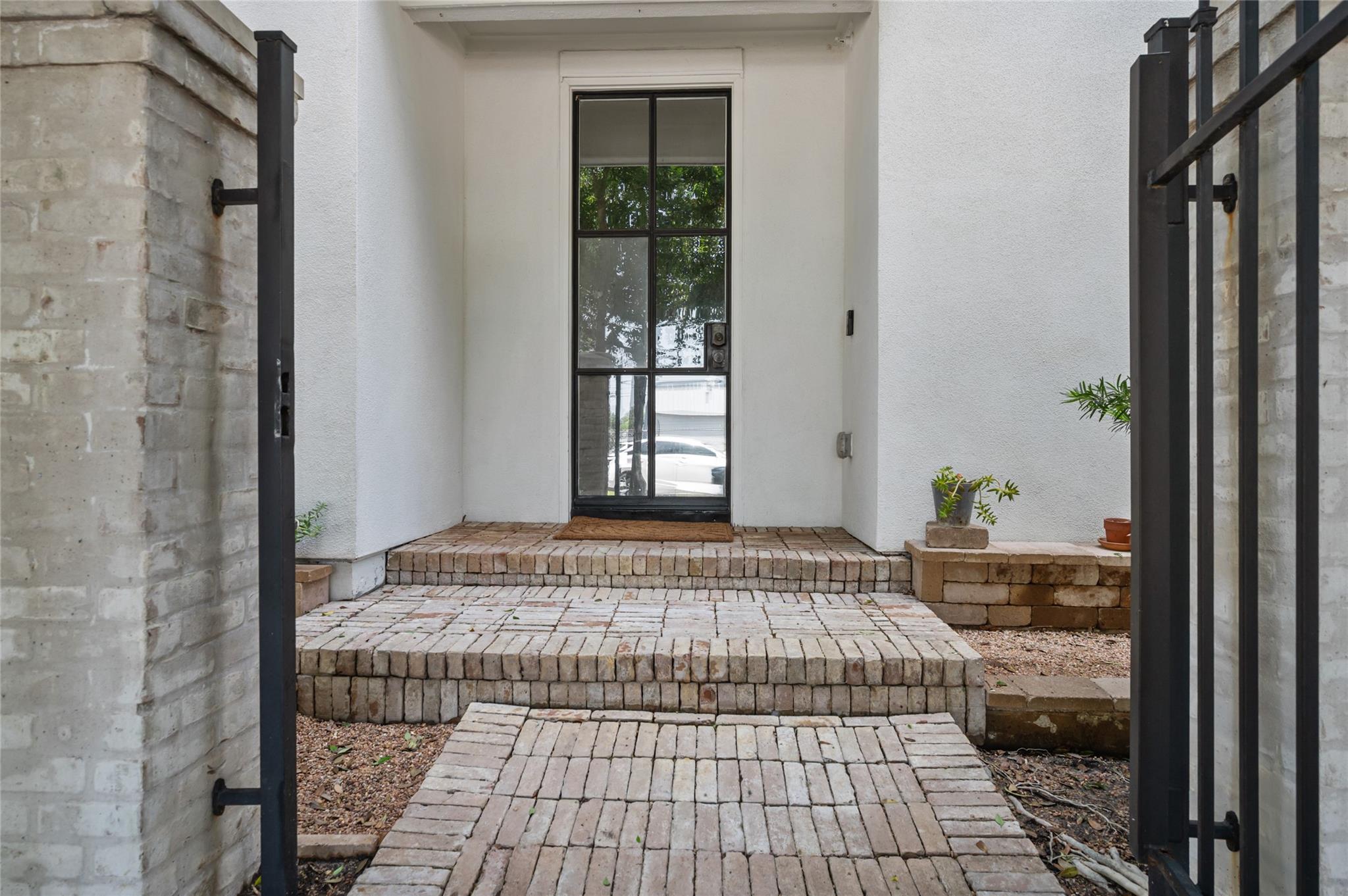 2505 Dorrington, Houston, TX 77030 photo