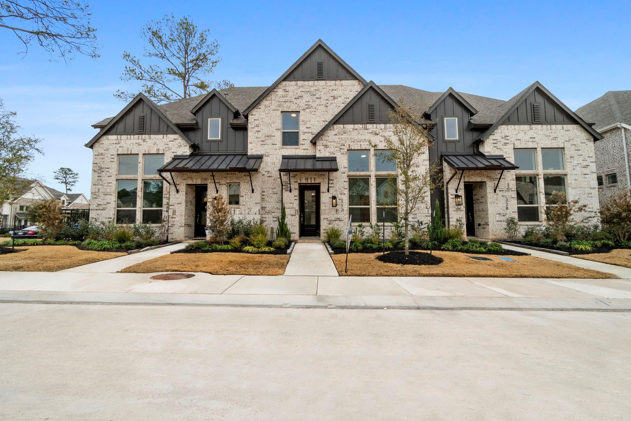 332 Fields Ln, Montgomery, TX 77316