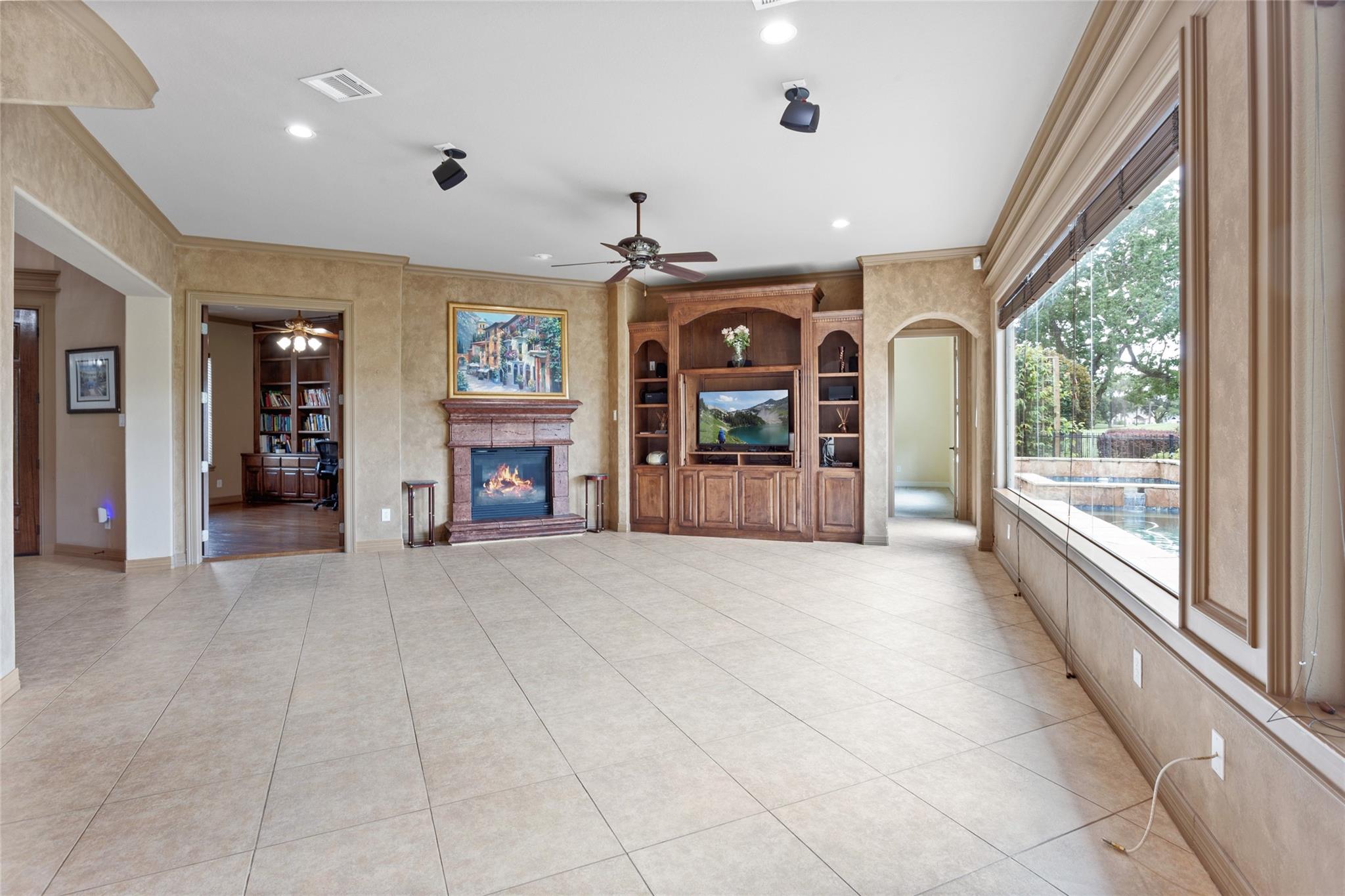 2406 Masters Dr, League City, TX 77573 photo