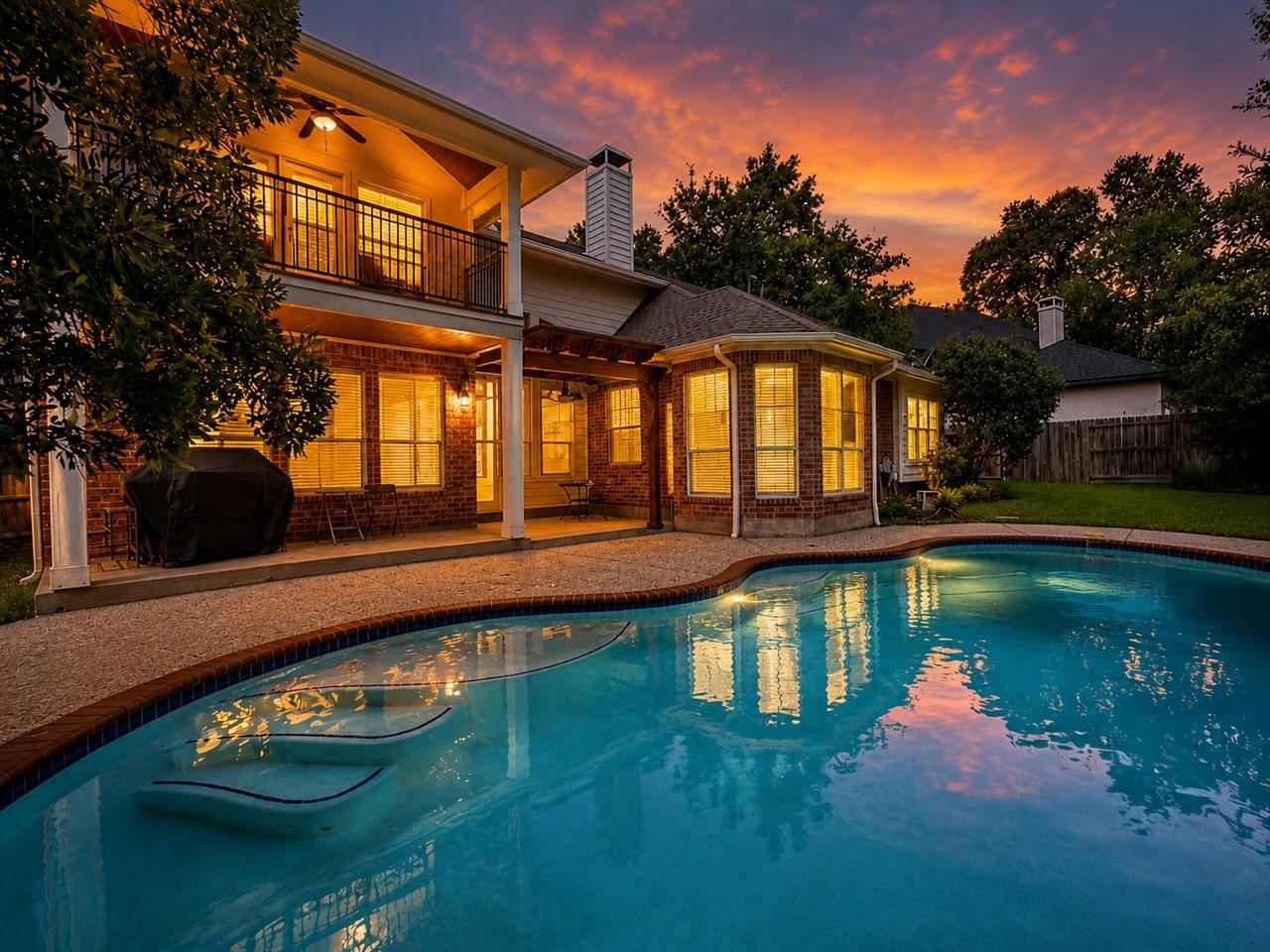 6 Meadow Rose Pl, The Woodlands, TX 77382