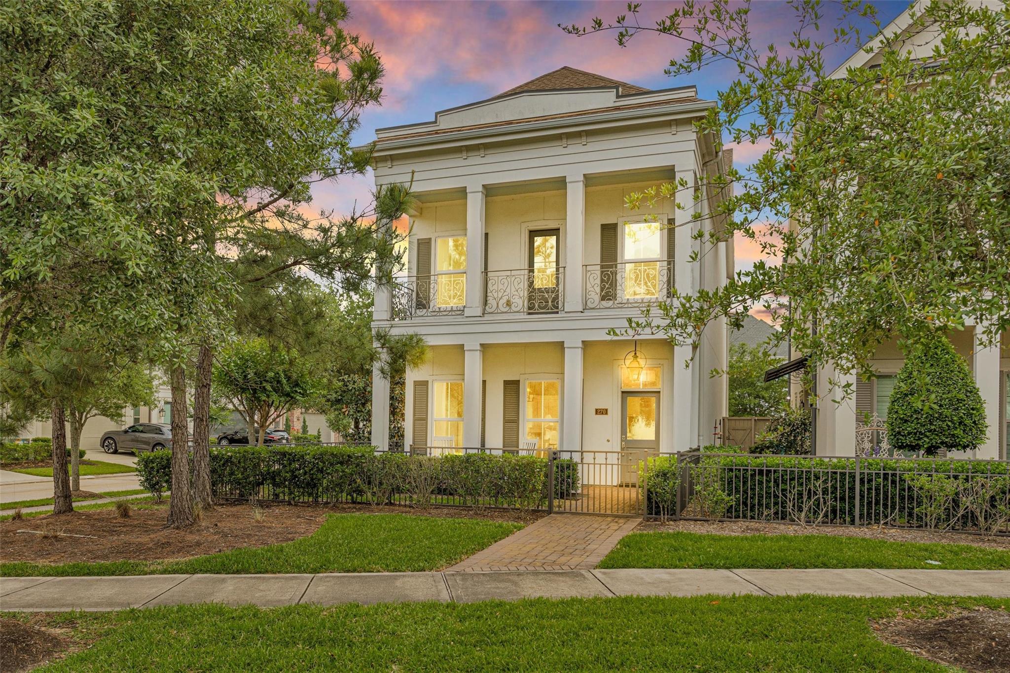 270 Green Blvd, Shenandoah, TX 77384