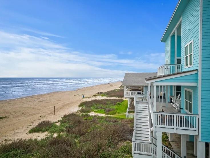 21326 Gulf Dr, Galveston, TX 77554 photo