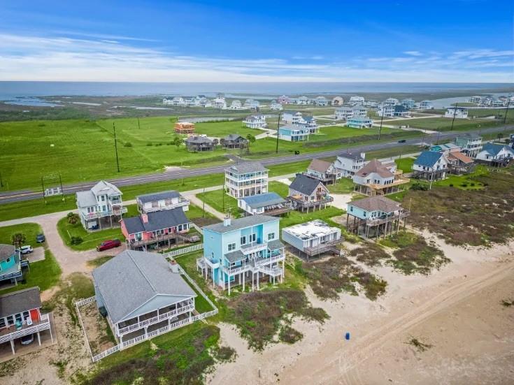 21326 Gulf Dr, Galveston, TX 77554 photo