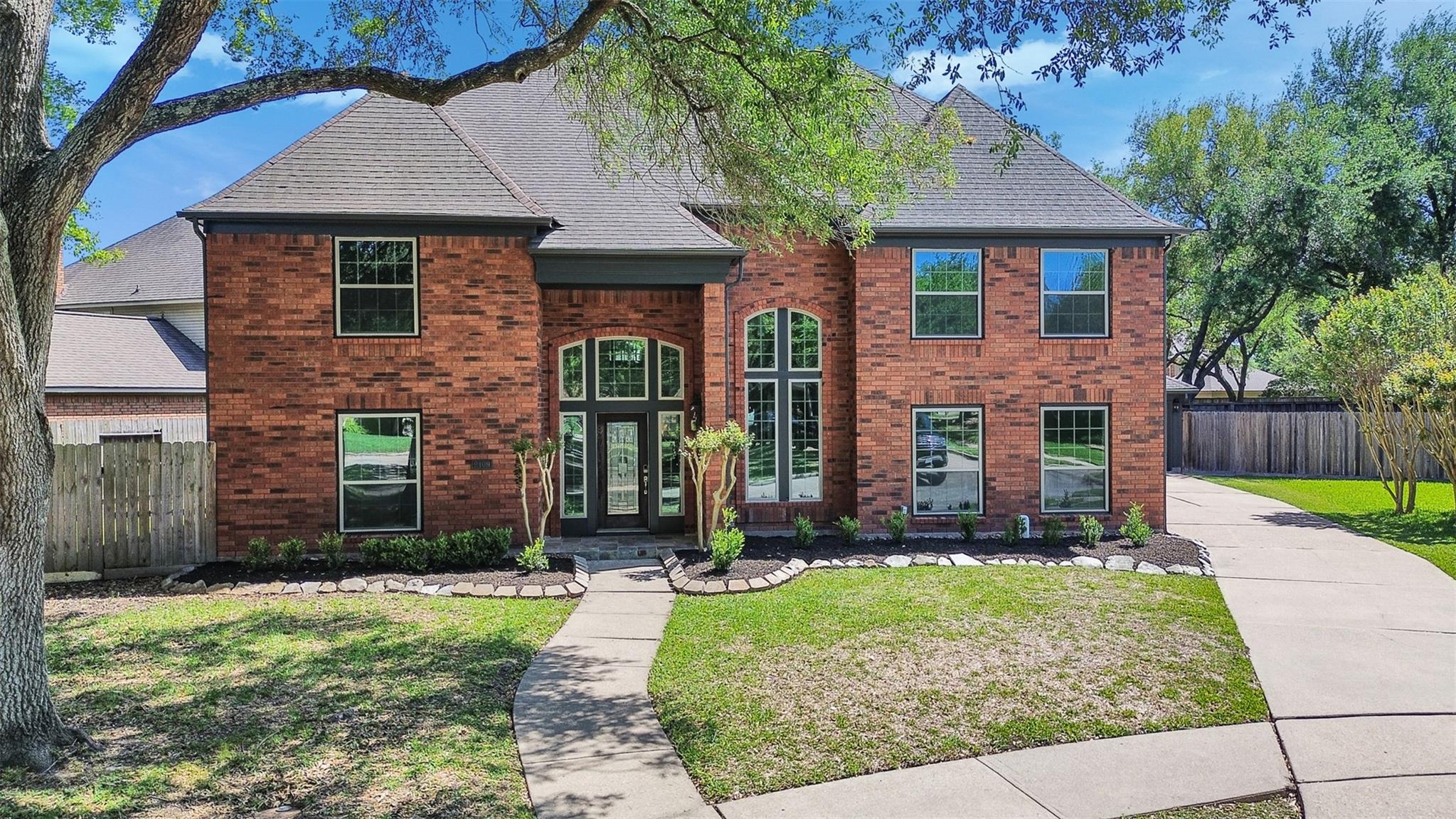 2109 Bay Hill Dr, League City, TX 77573