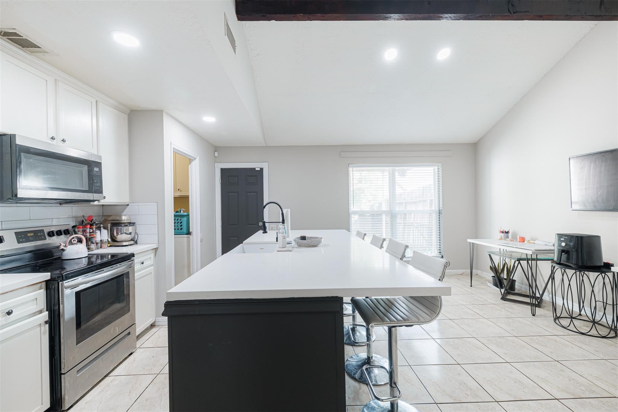 9116 Wilcrest Dr #9116, Houston, TX 77099 photo