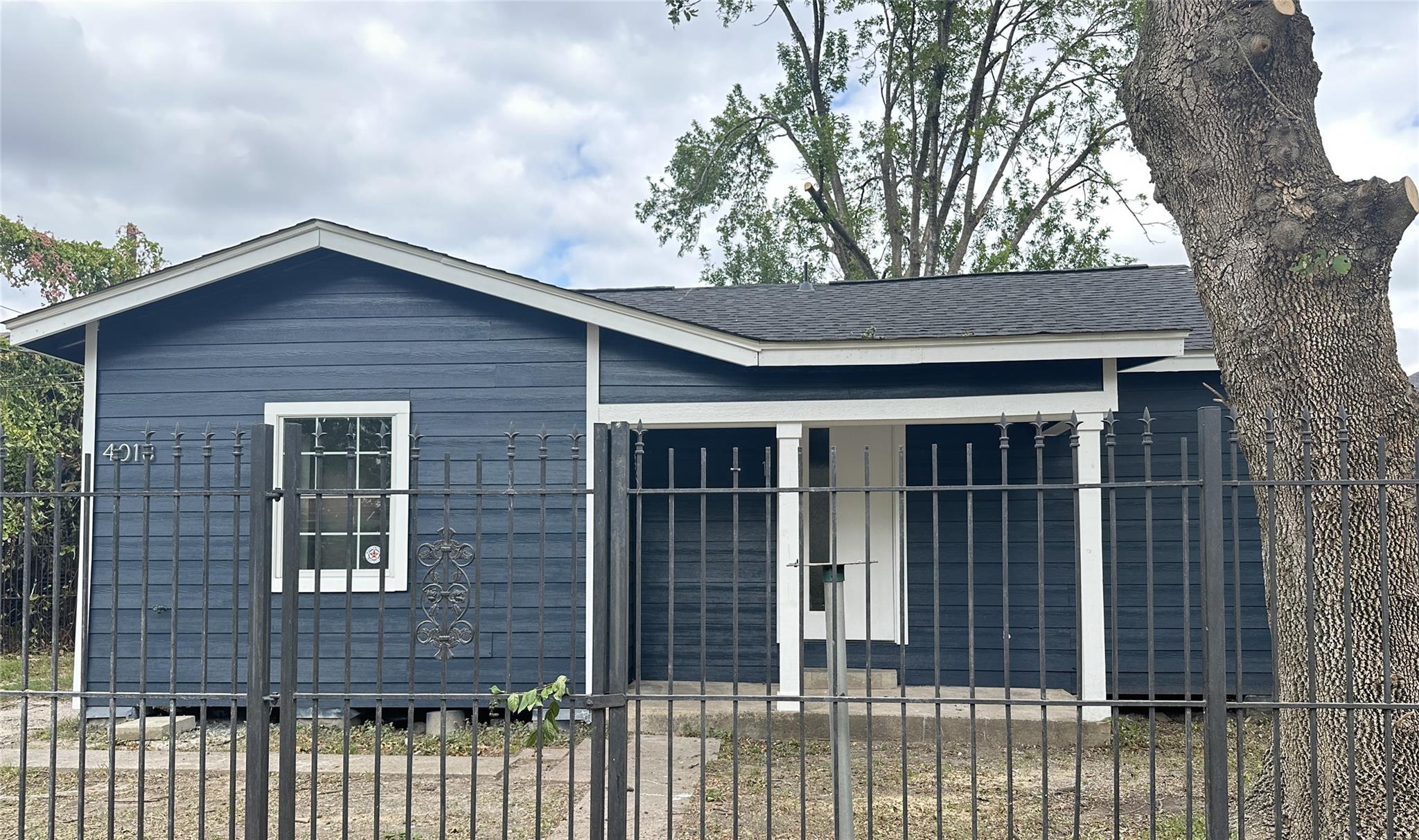4018 Gano St, Houston, TX 77009
