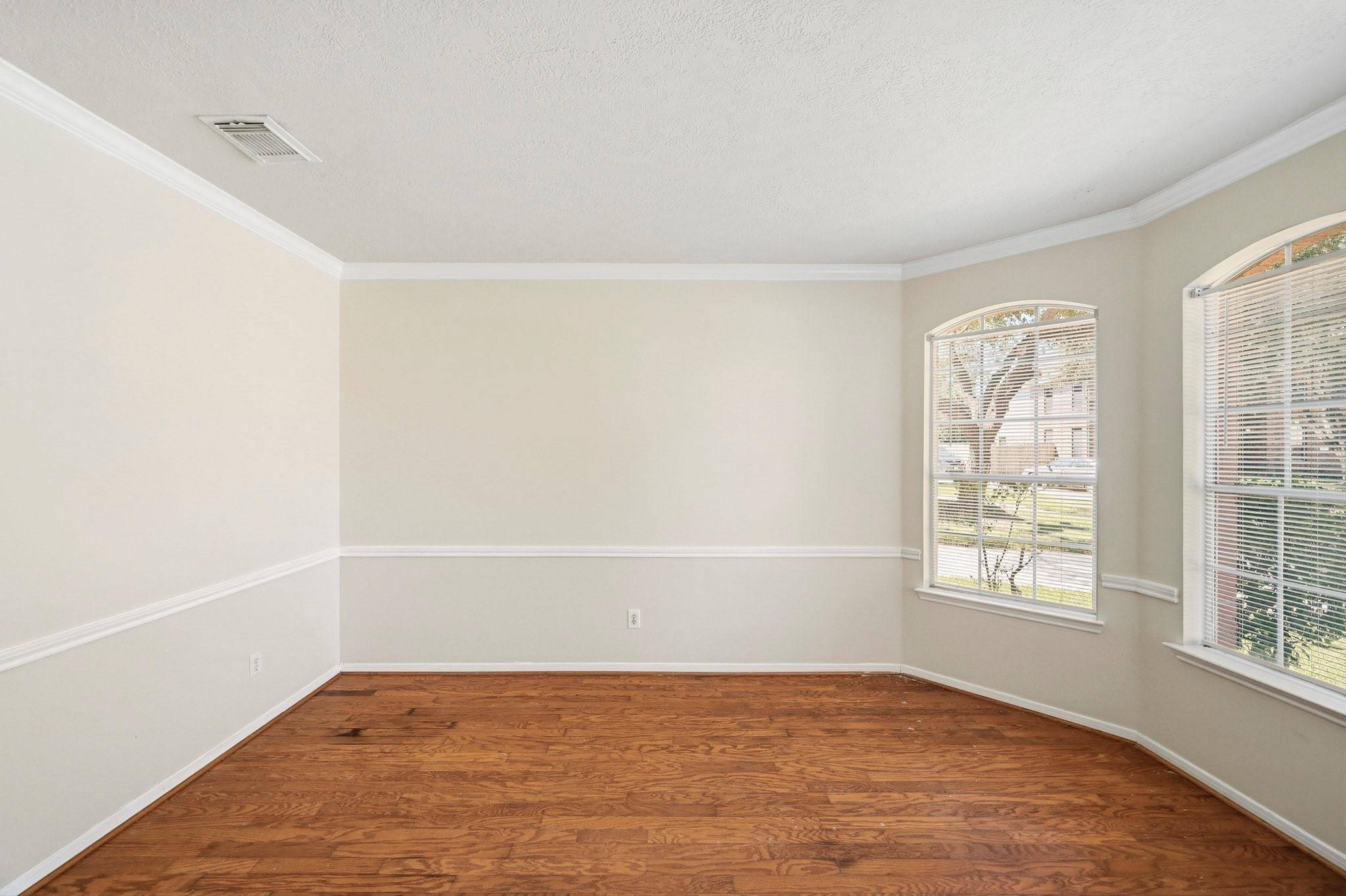 215 Crabapple Dr, Baytown, TX 77520 photo