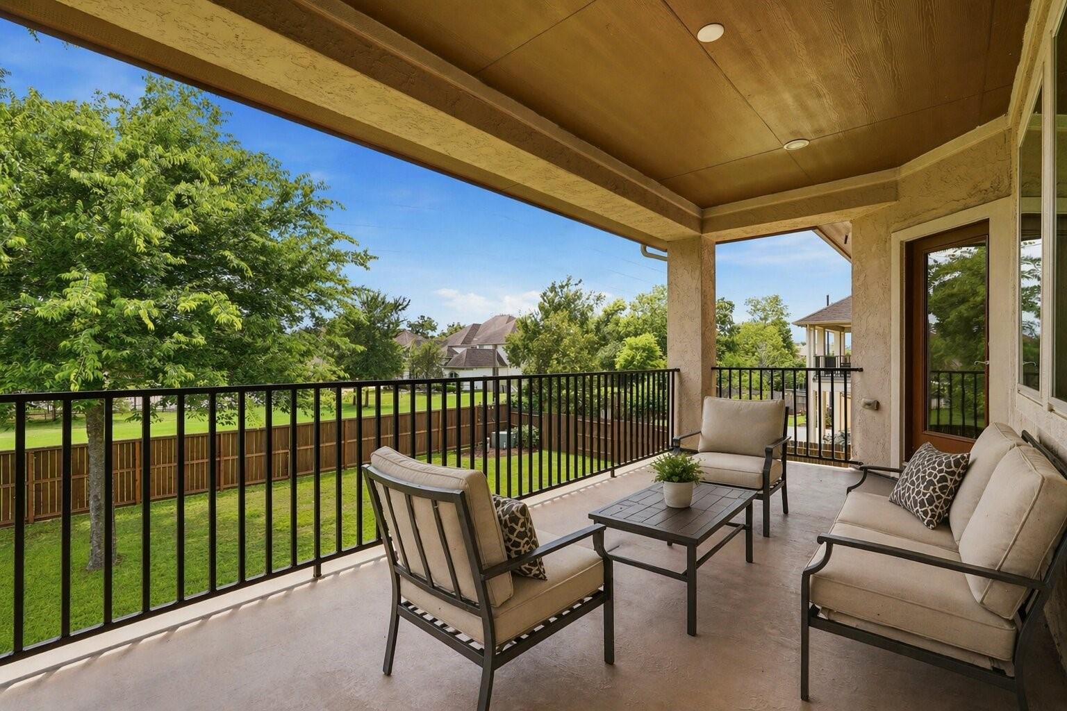 6011 Abercombie Ln, Sugar Land, TX 77479 photo