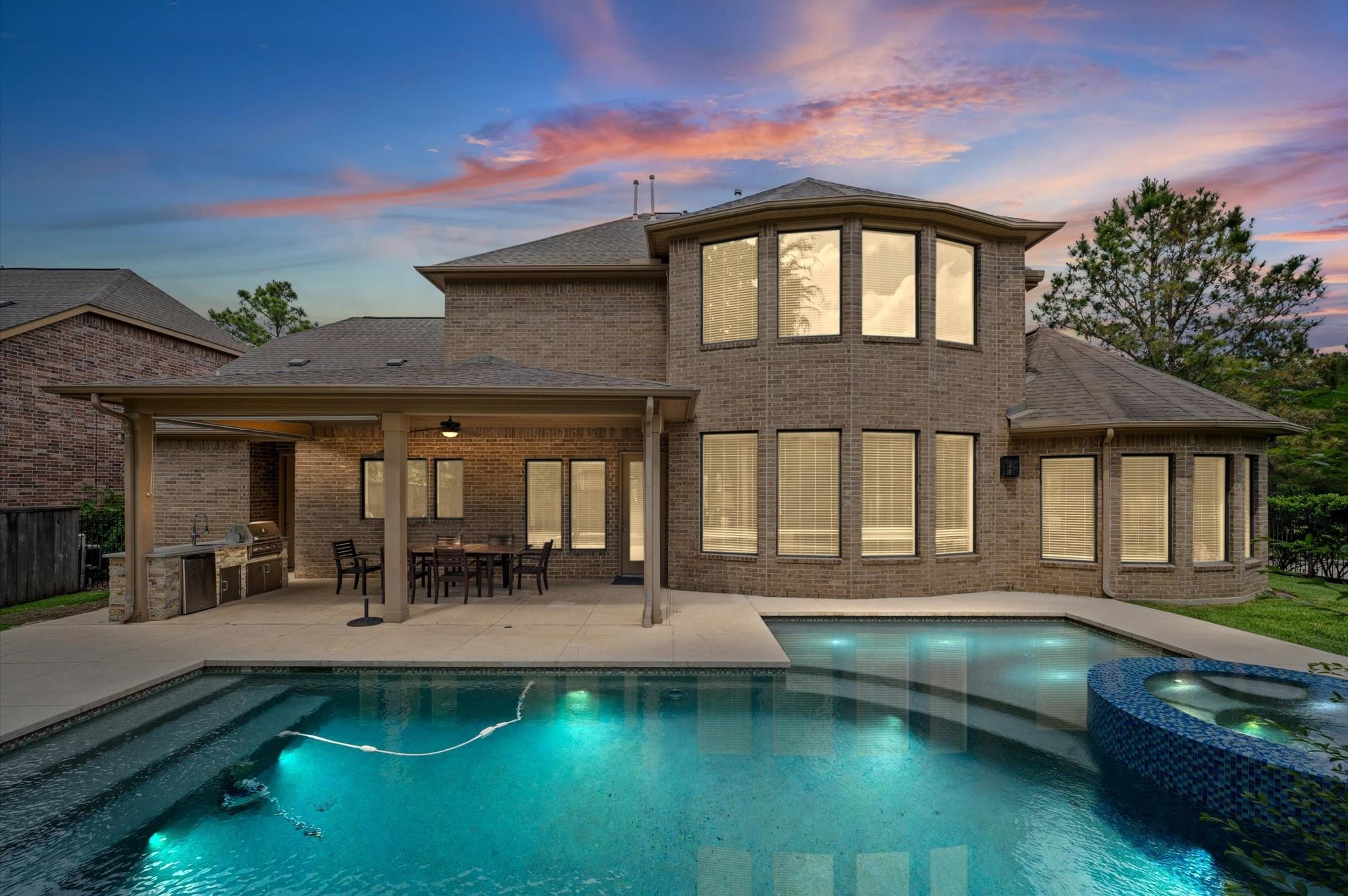 241 Tupelo Green Cir, Spring, TX 77389
