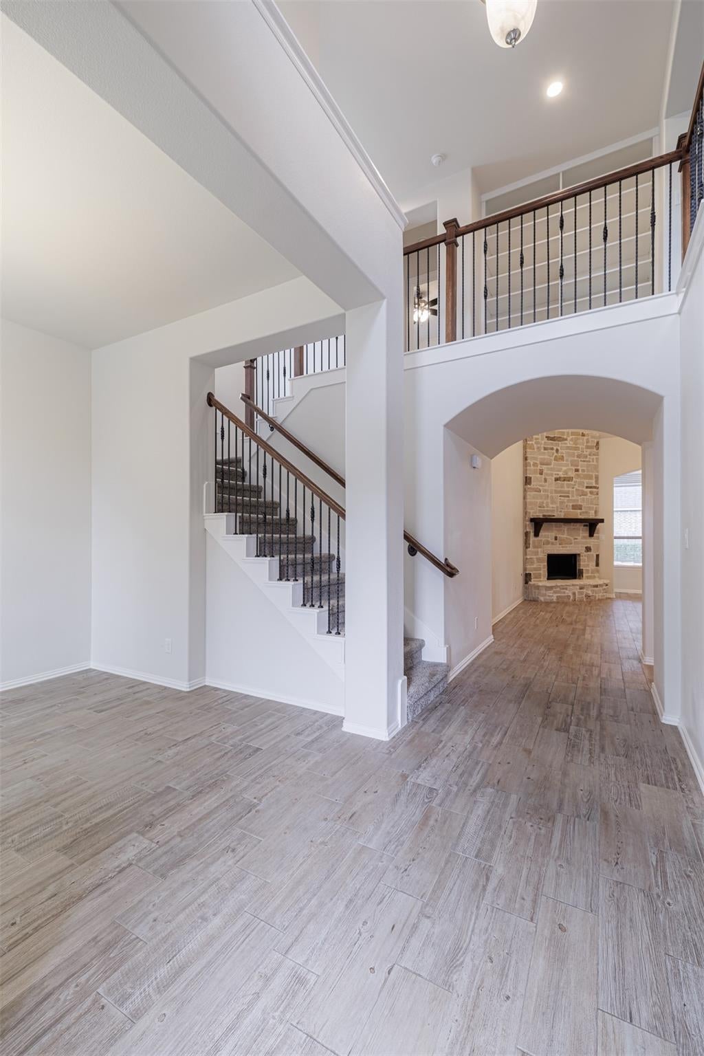 17136 Knoll Dale Trl, Conroe, TX 77385 photo