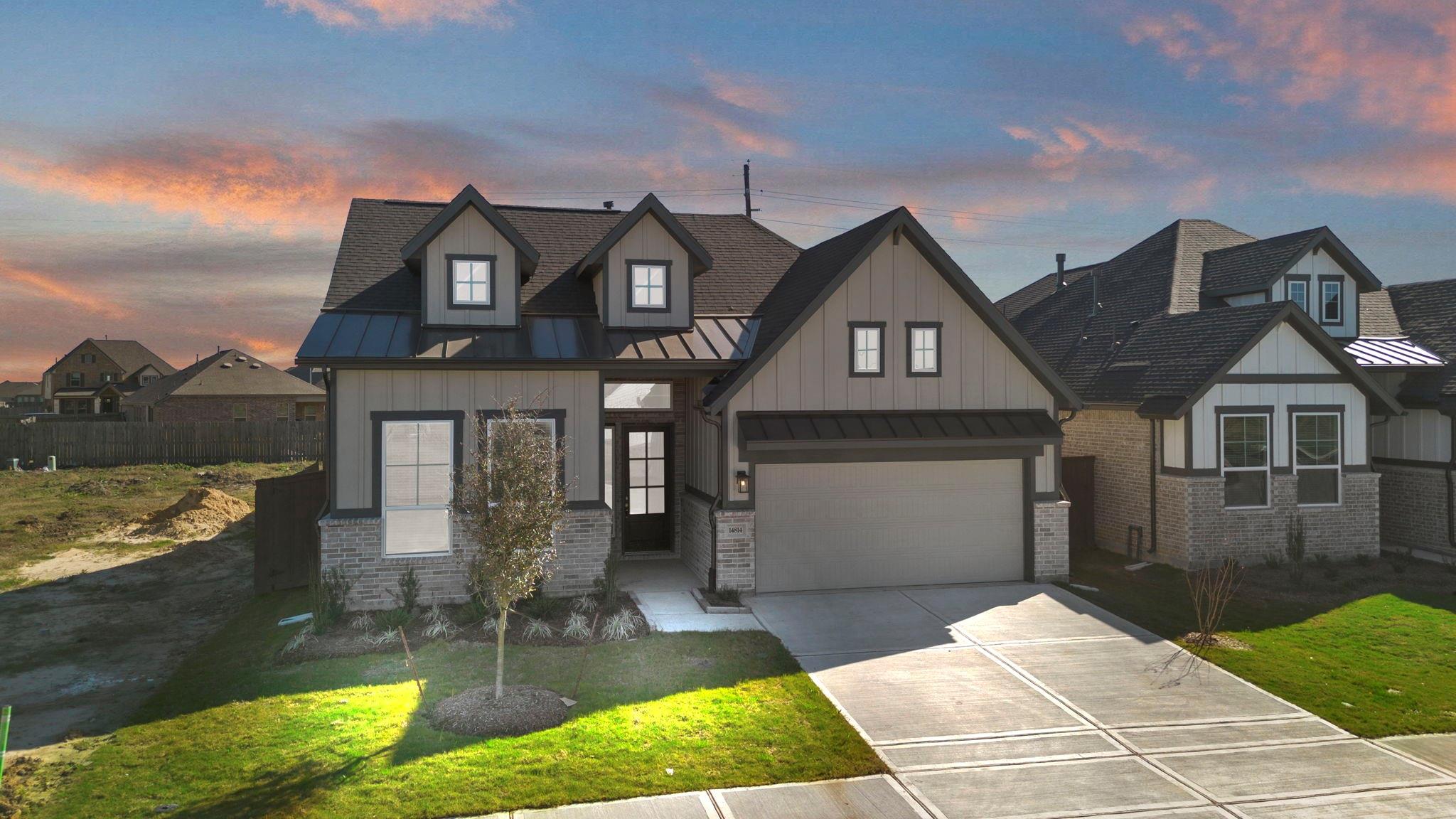 15035 Mission Ave, Mont Belvieu, TX 77523