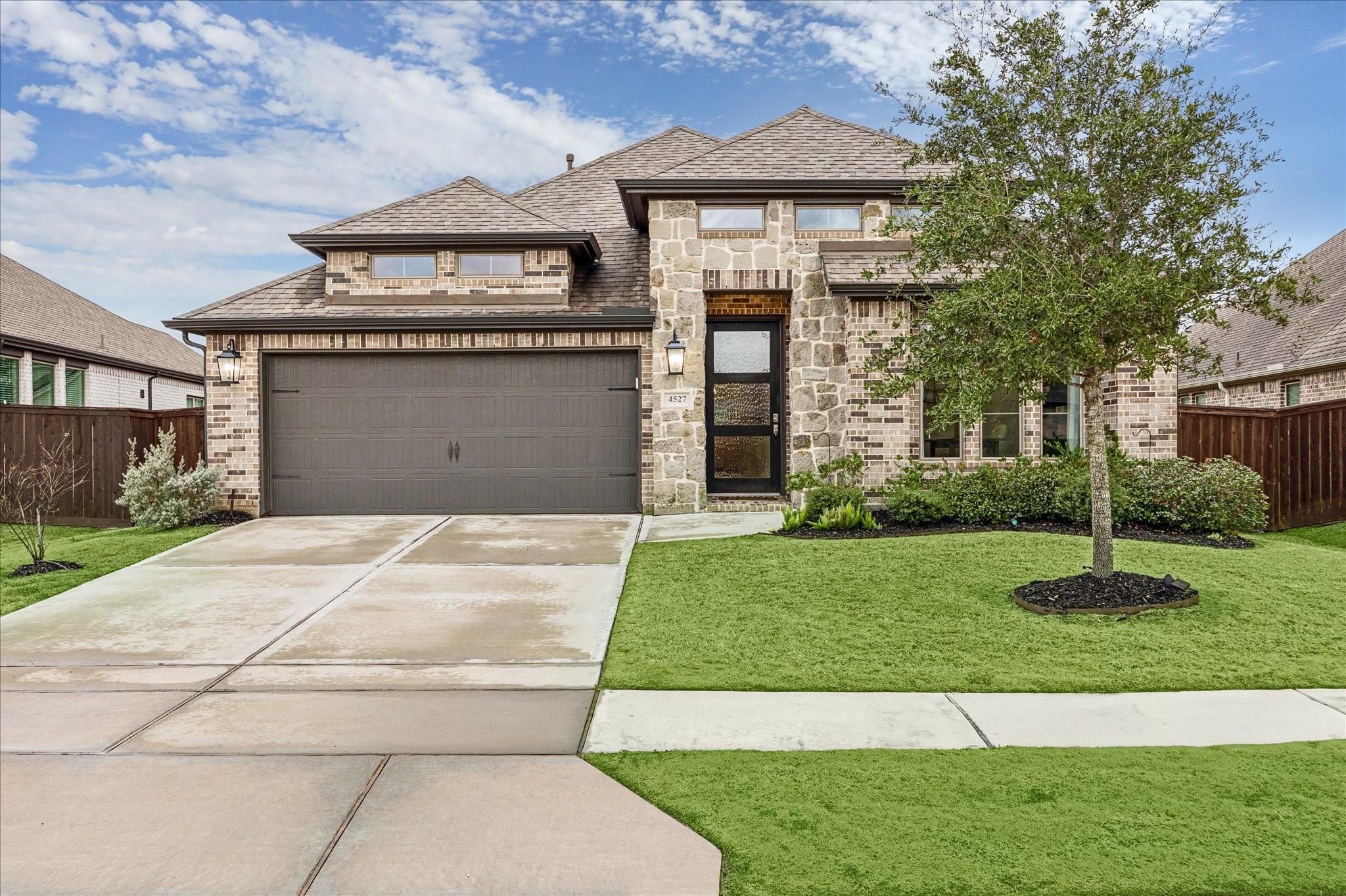4527 Peloton Rd, Rosharon, TX 77583 photo