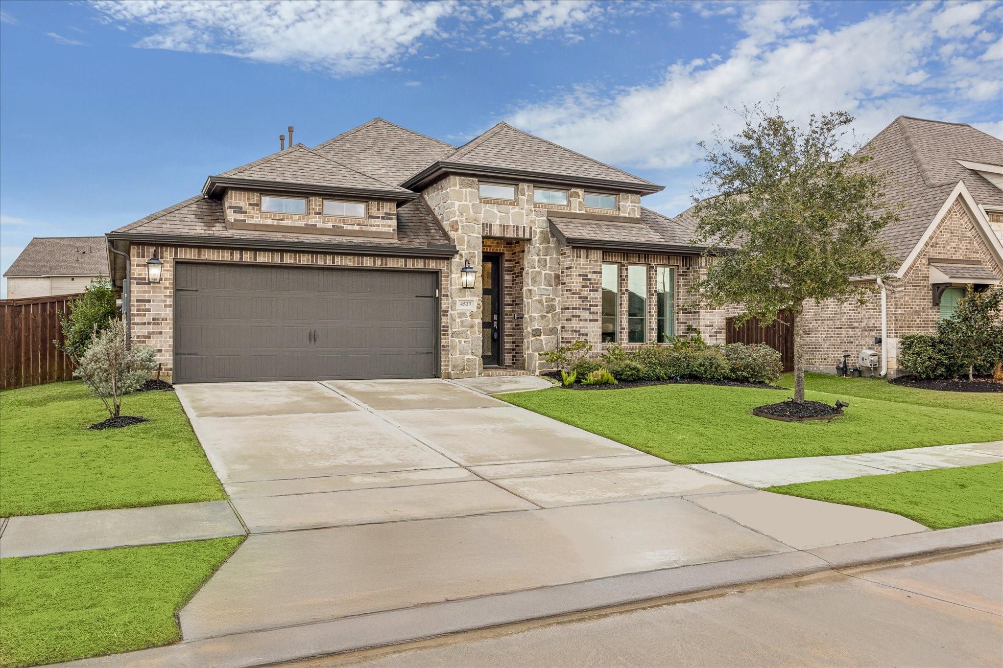 4527 Peloton Rd, Rosharon, TX 77583