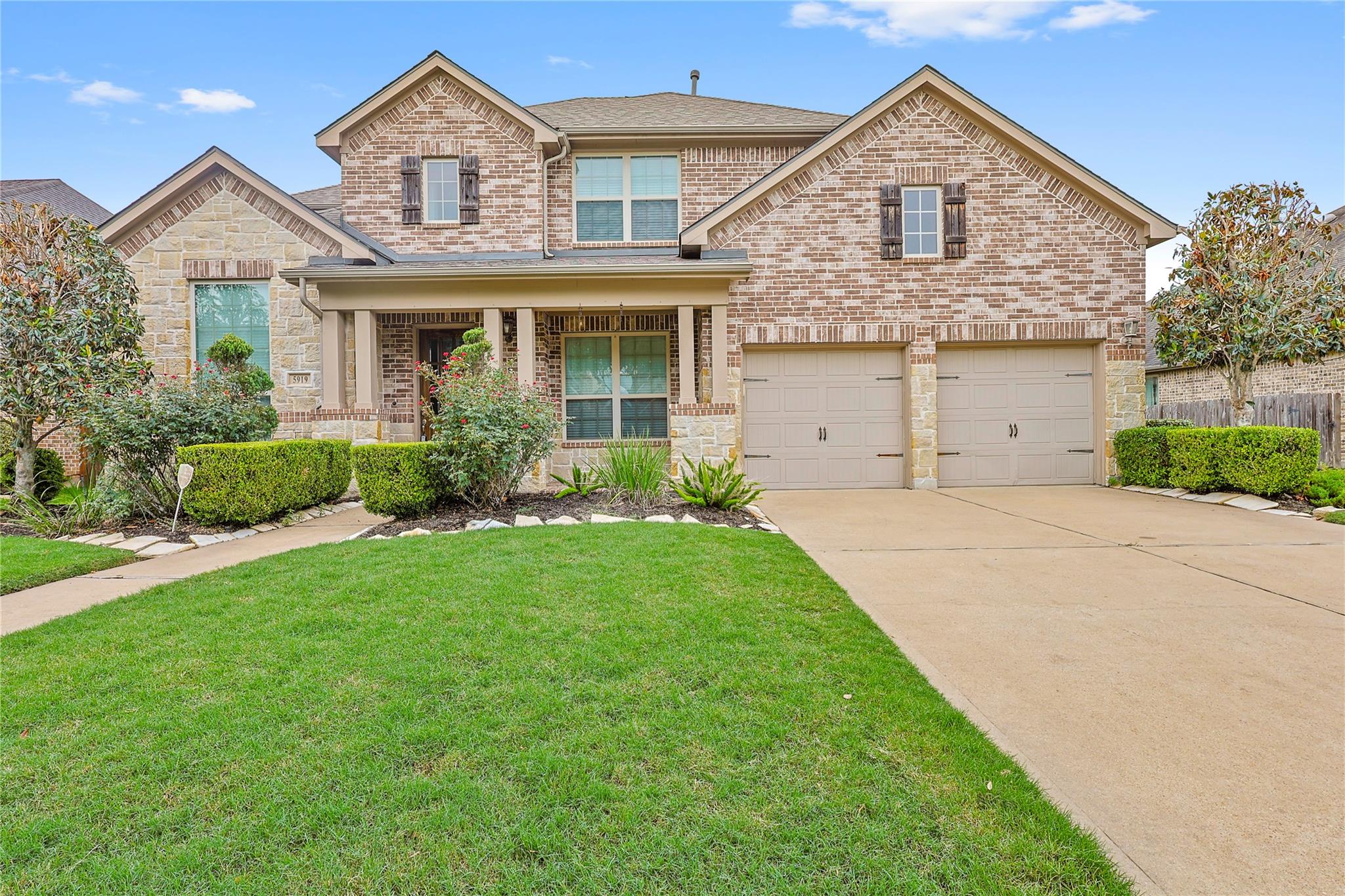 5919 Solara Ledge Ln, Sugar Land, TX 77479 photo