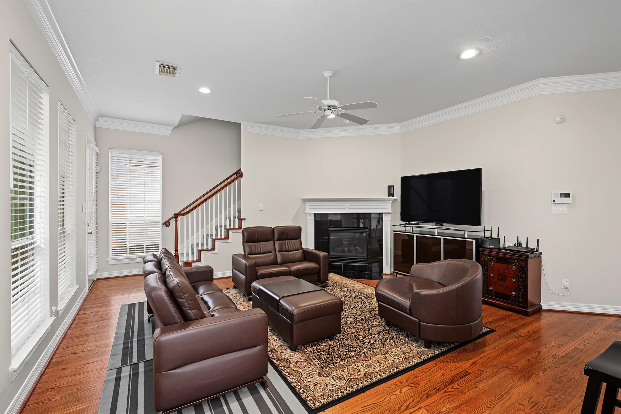 3015 Avalon Terrace, Houston, TX 77057 photo