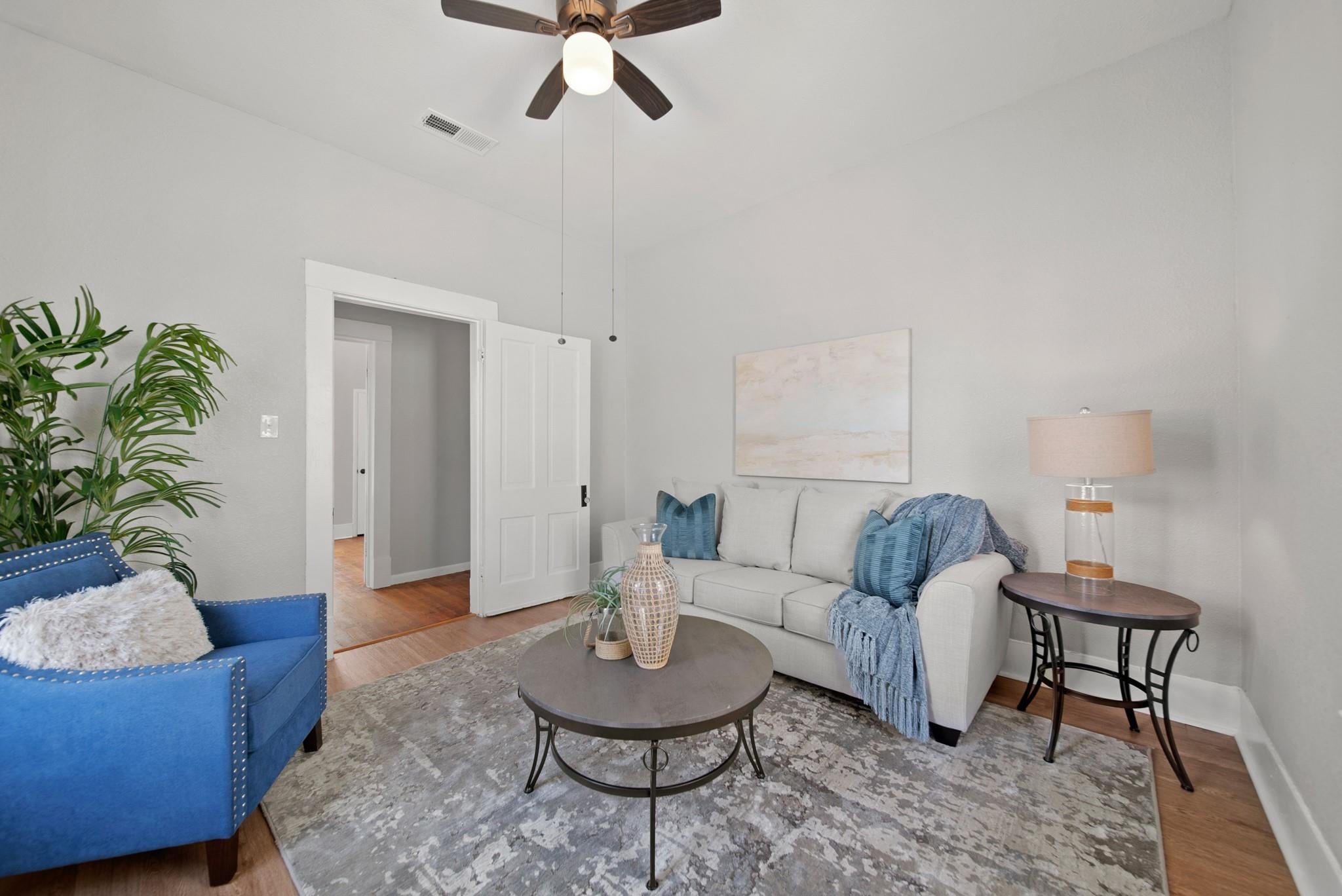 2015 36 St, Galveston, TX 77550 photo