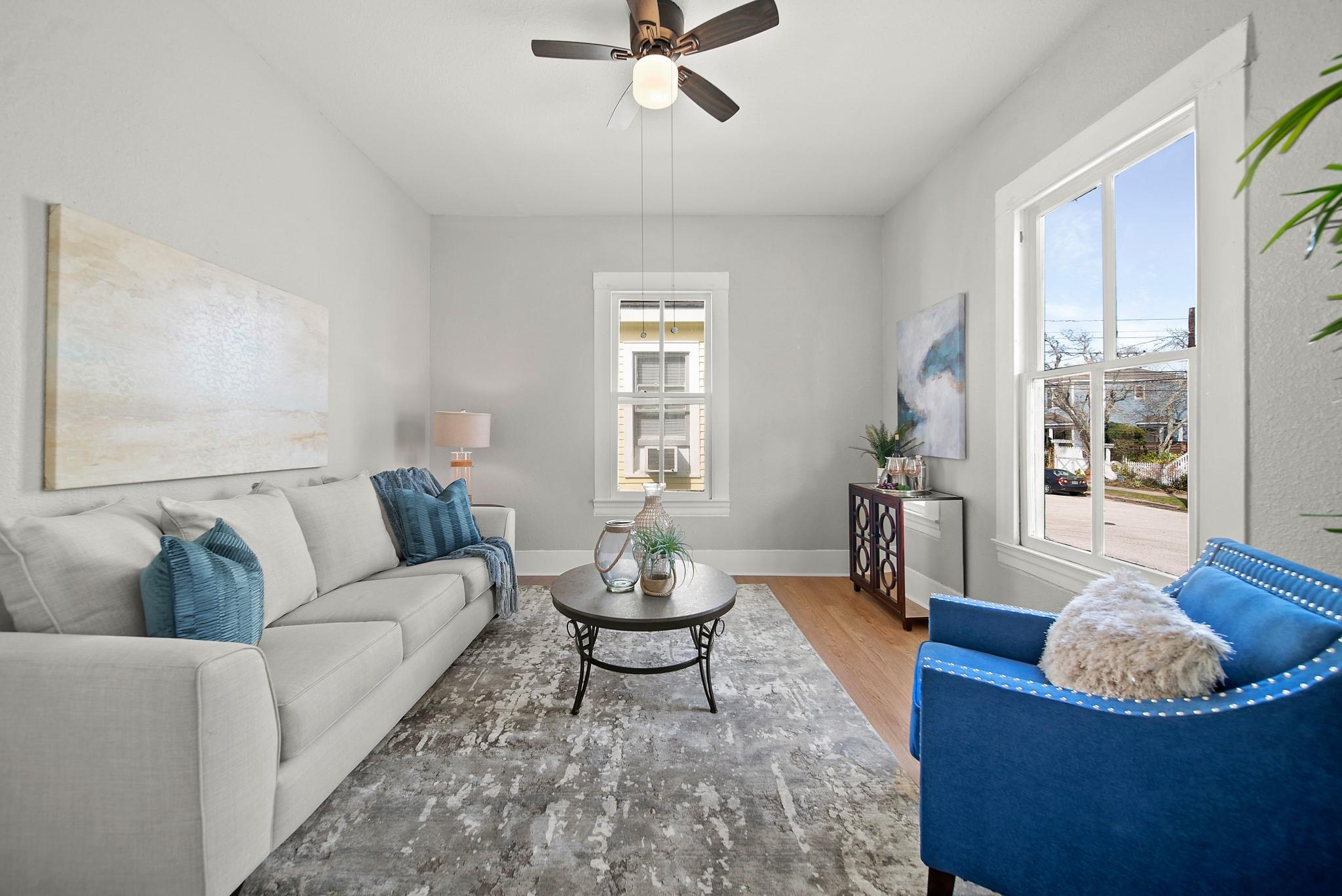 2015 36 St, Galveston, TX 77550 photo