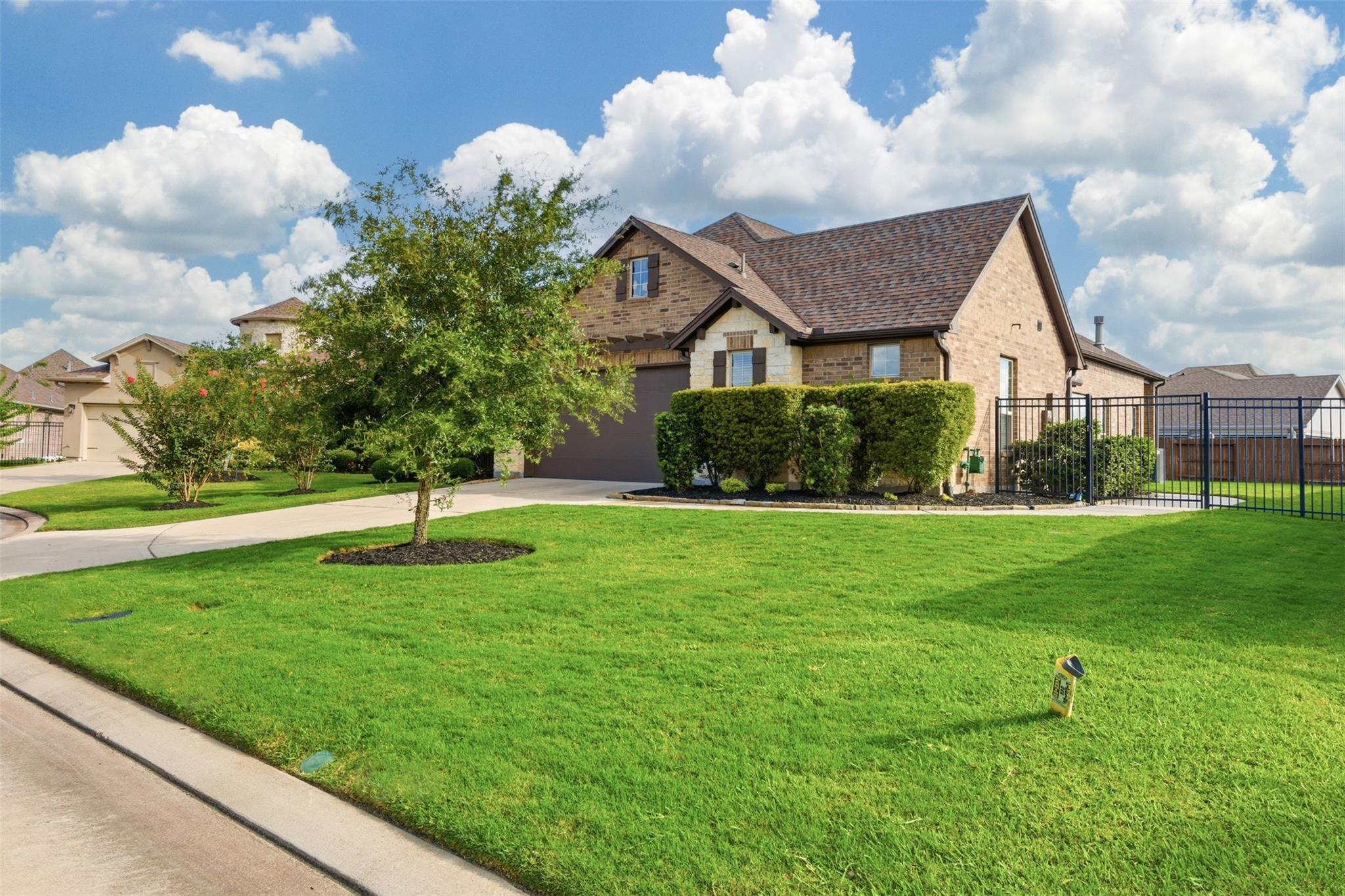 10707 Hilltop Harbor Way, Cypress, TX 77433 photo