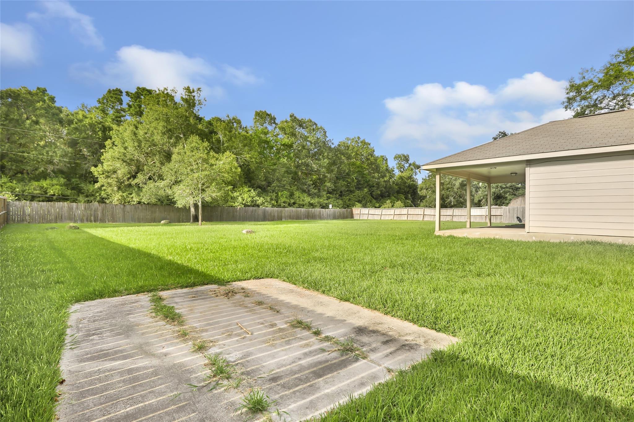11502 Walraven Dr, Houston, TX 77336 photo