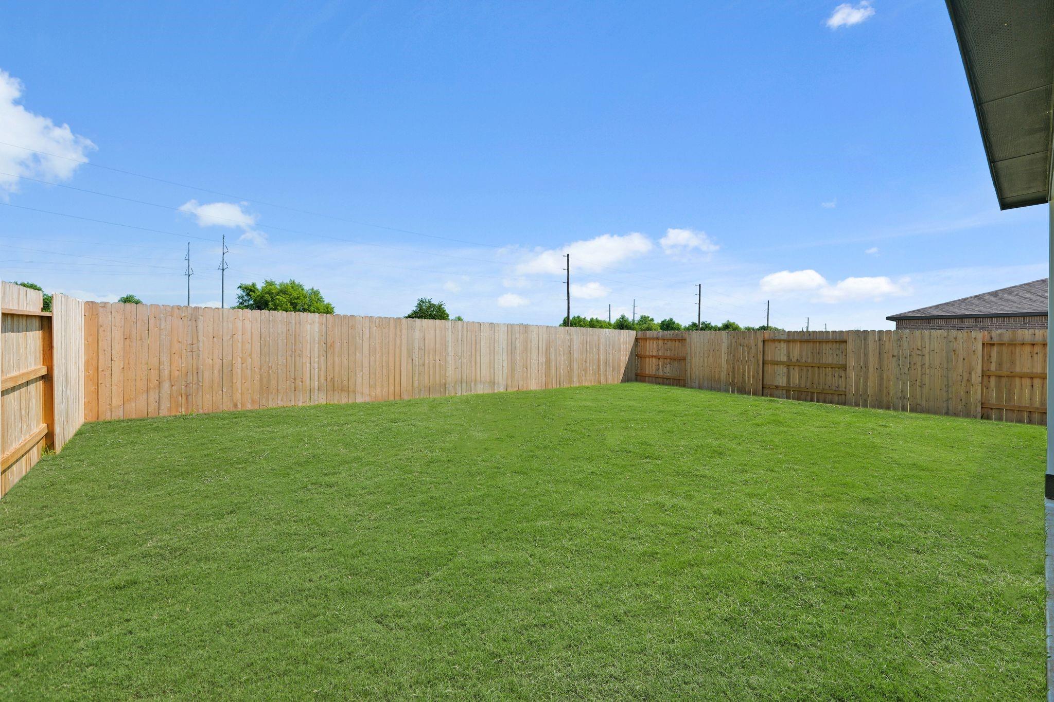 420 Long Branch Dr, Dayton, TX 77535 photo