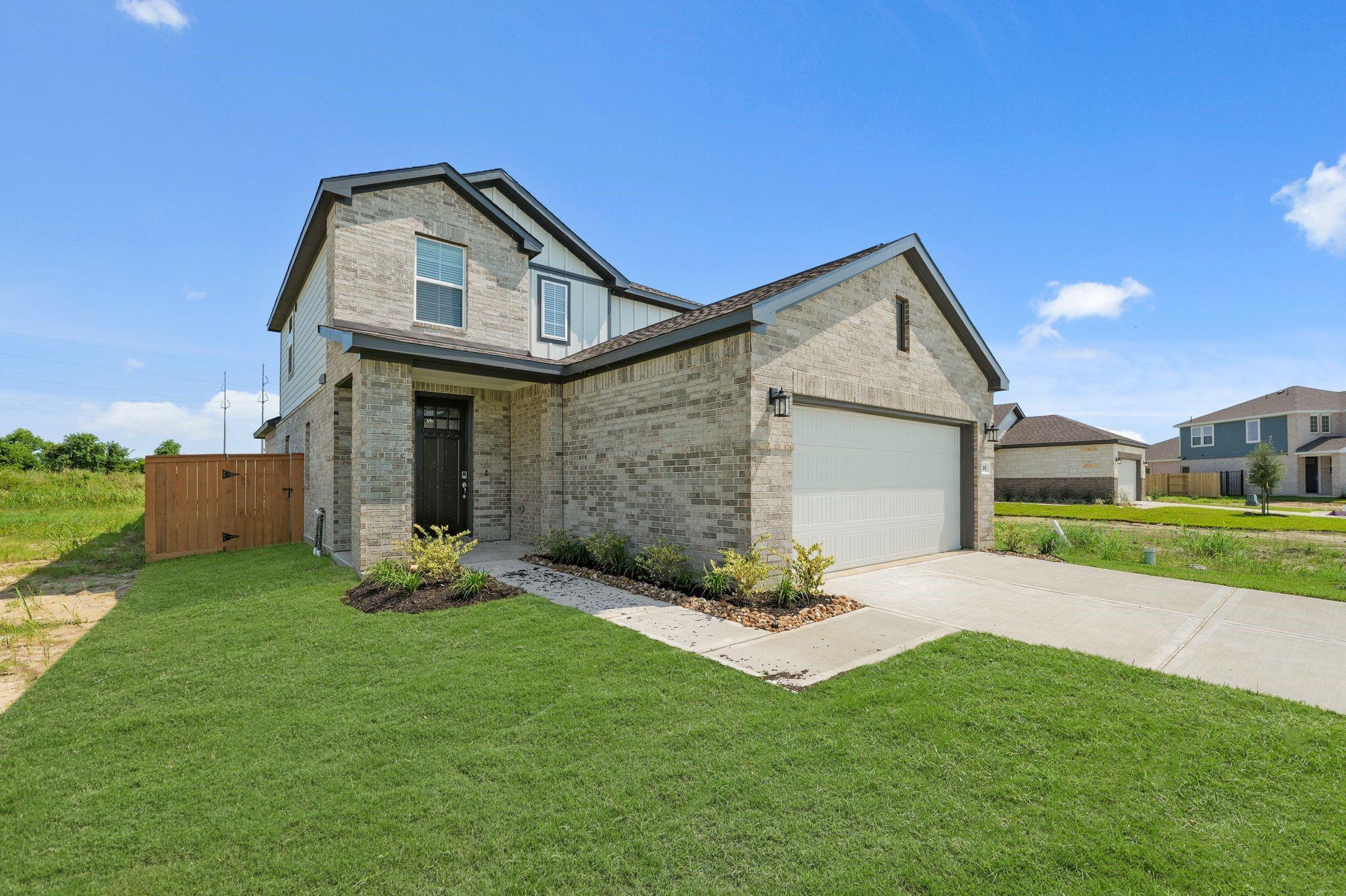 420 Long Branch Dr, Dayton, TX 77535 photo