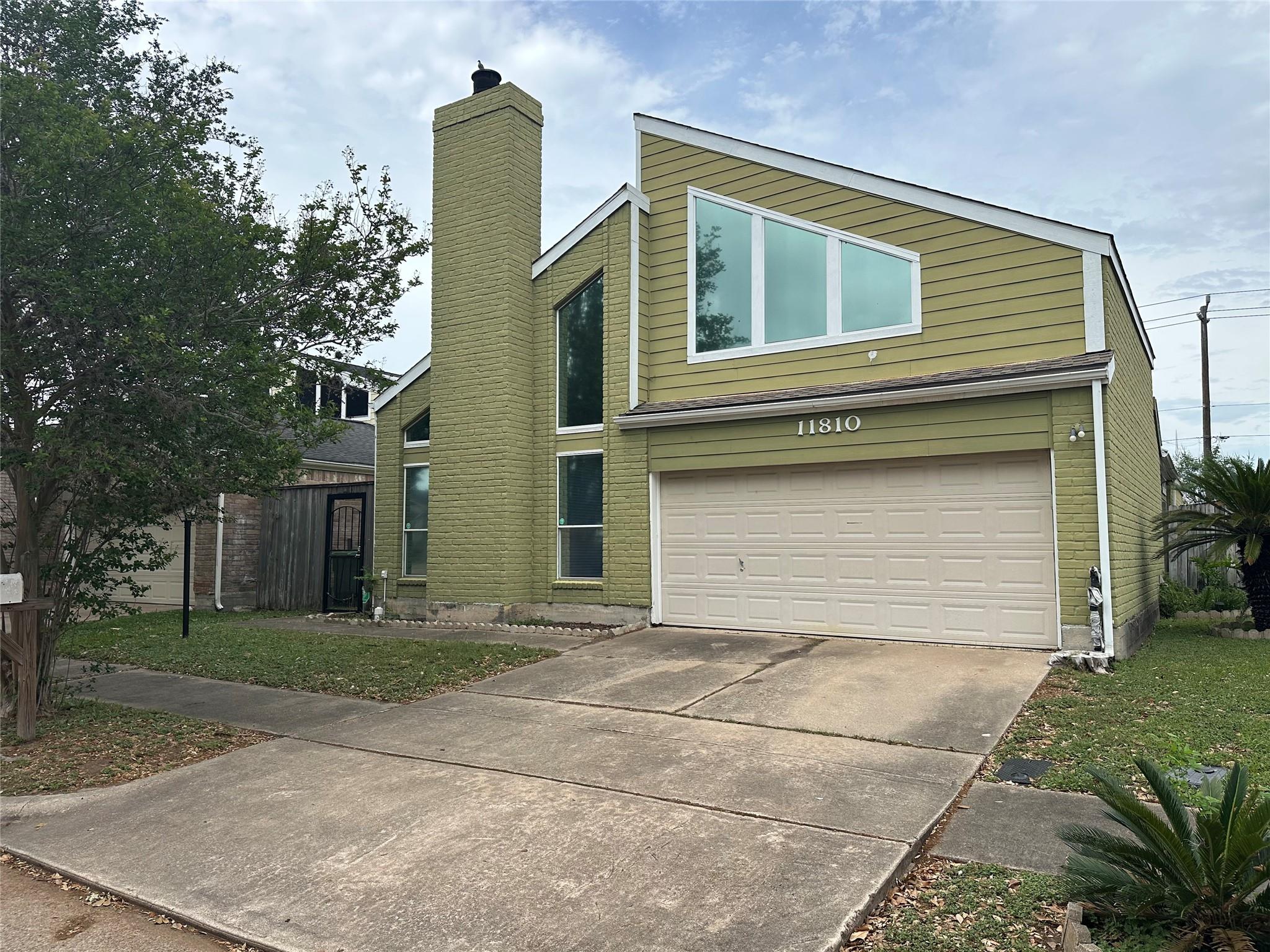 11810 Zarroll Dr, Houston, TX 77099