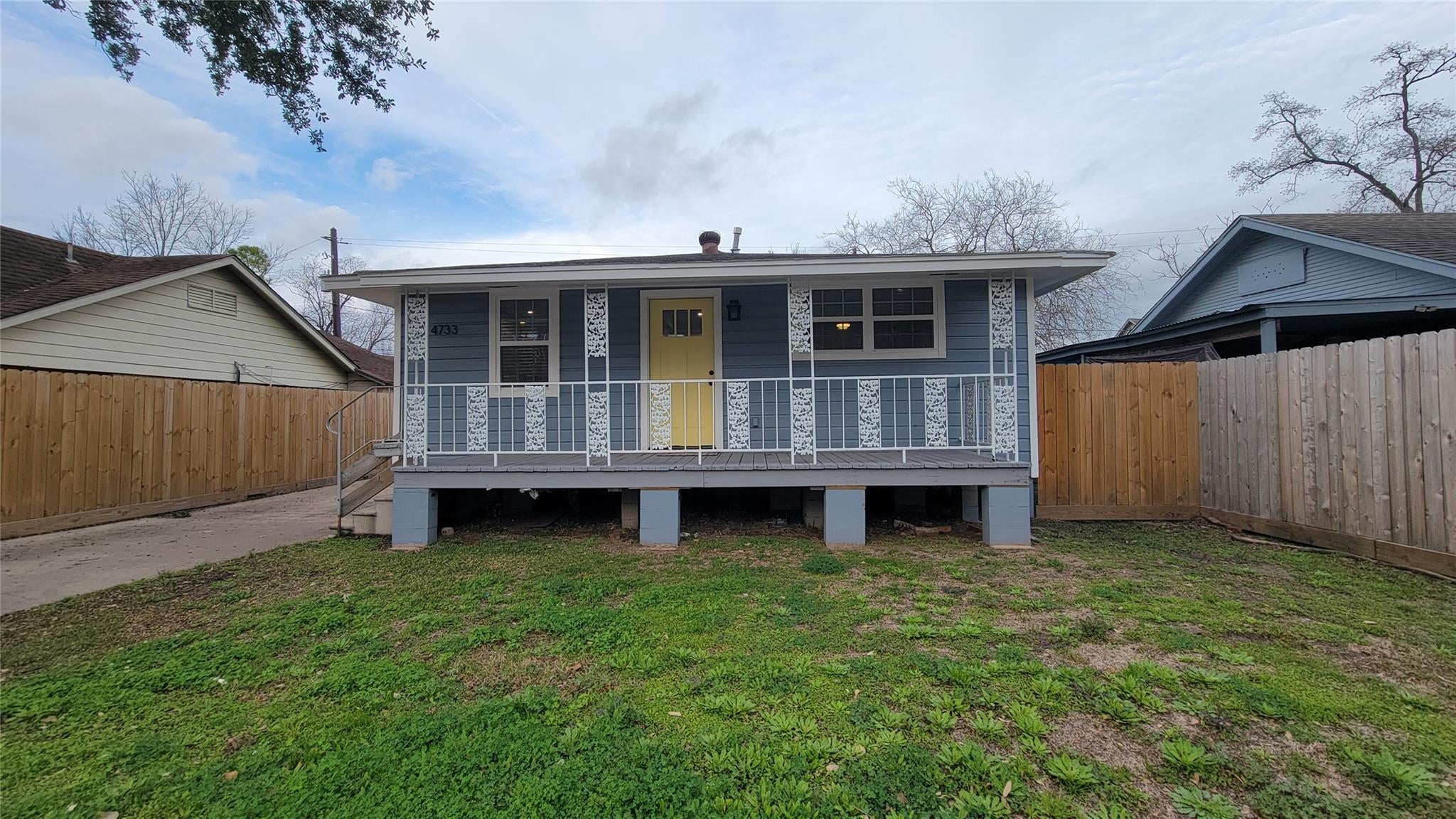 4733 Jefferson St, Houston, TX 77023 photo