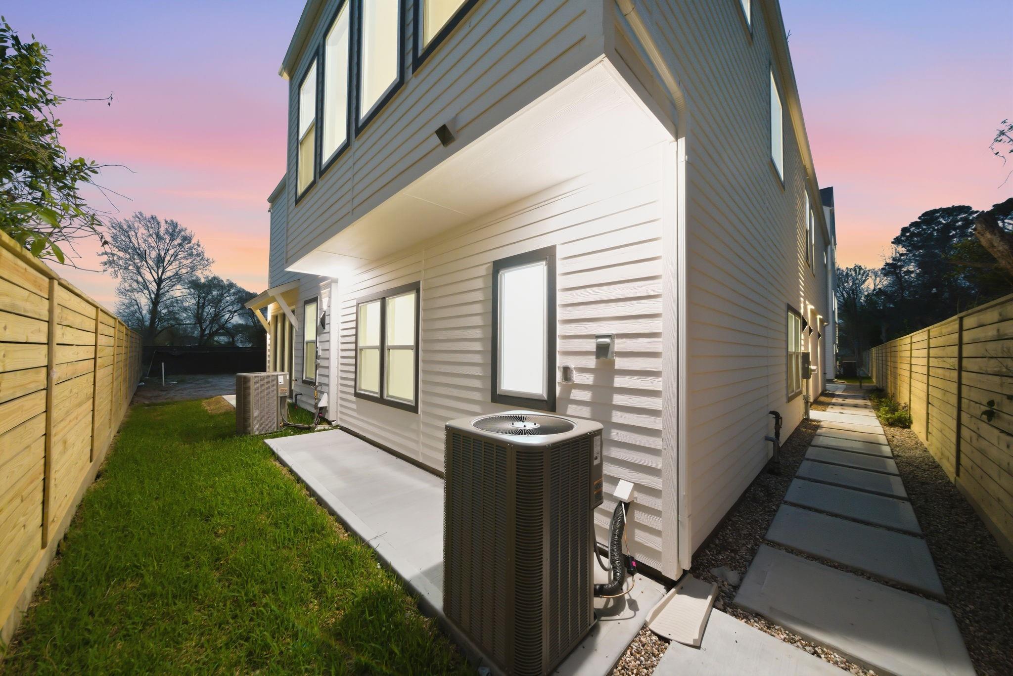 328 Janisch D, Houston, TX 77018 photo