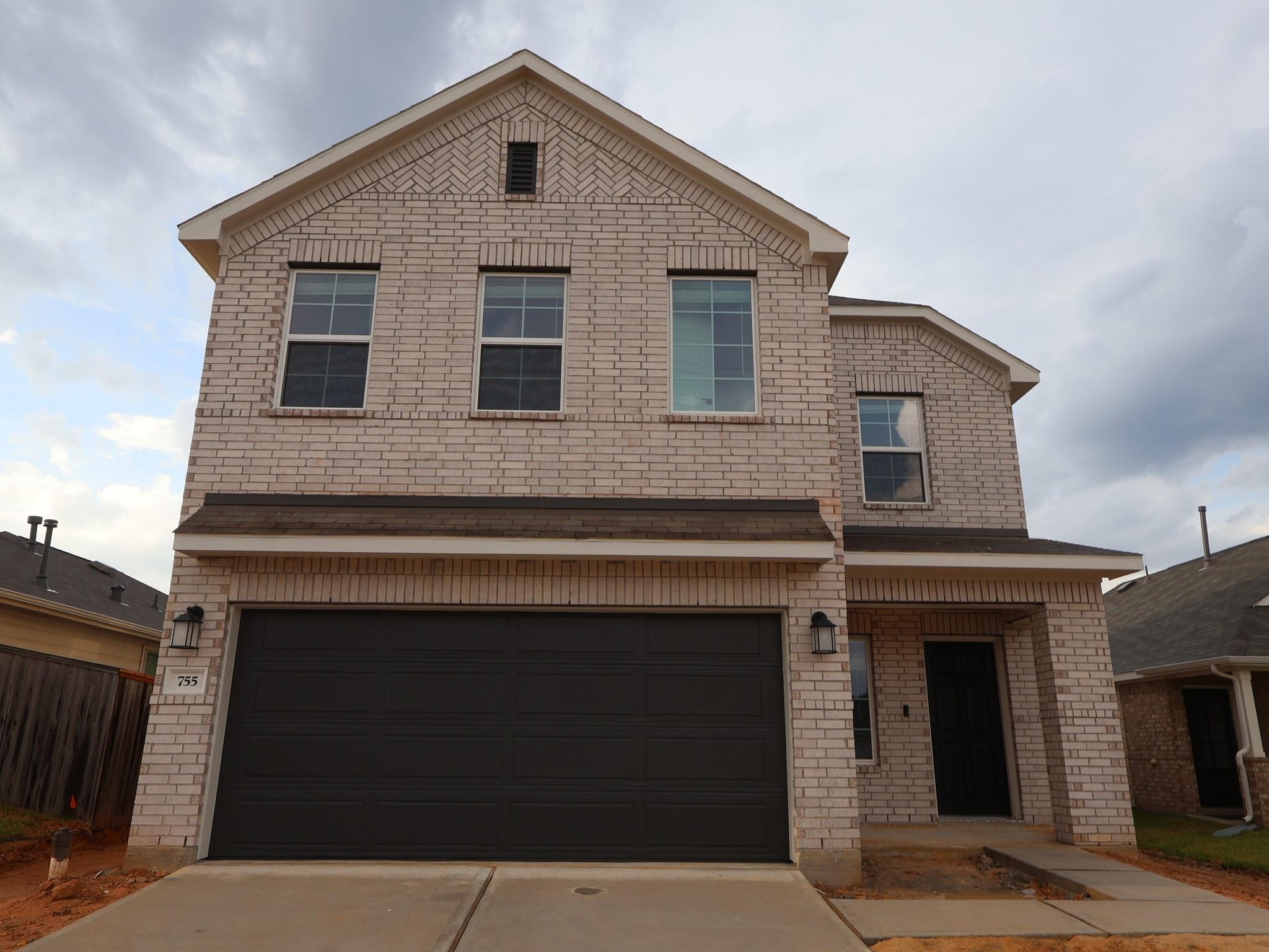755 Hackberry Branch Ct, Magnolia, TX 77354