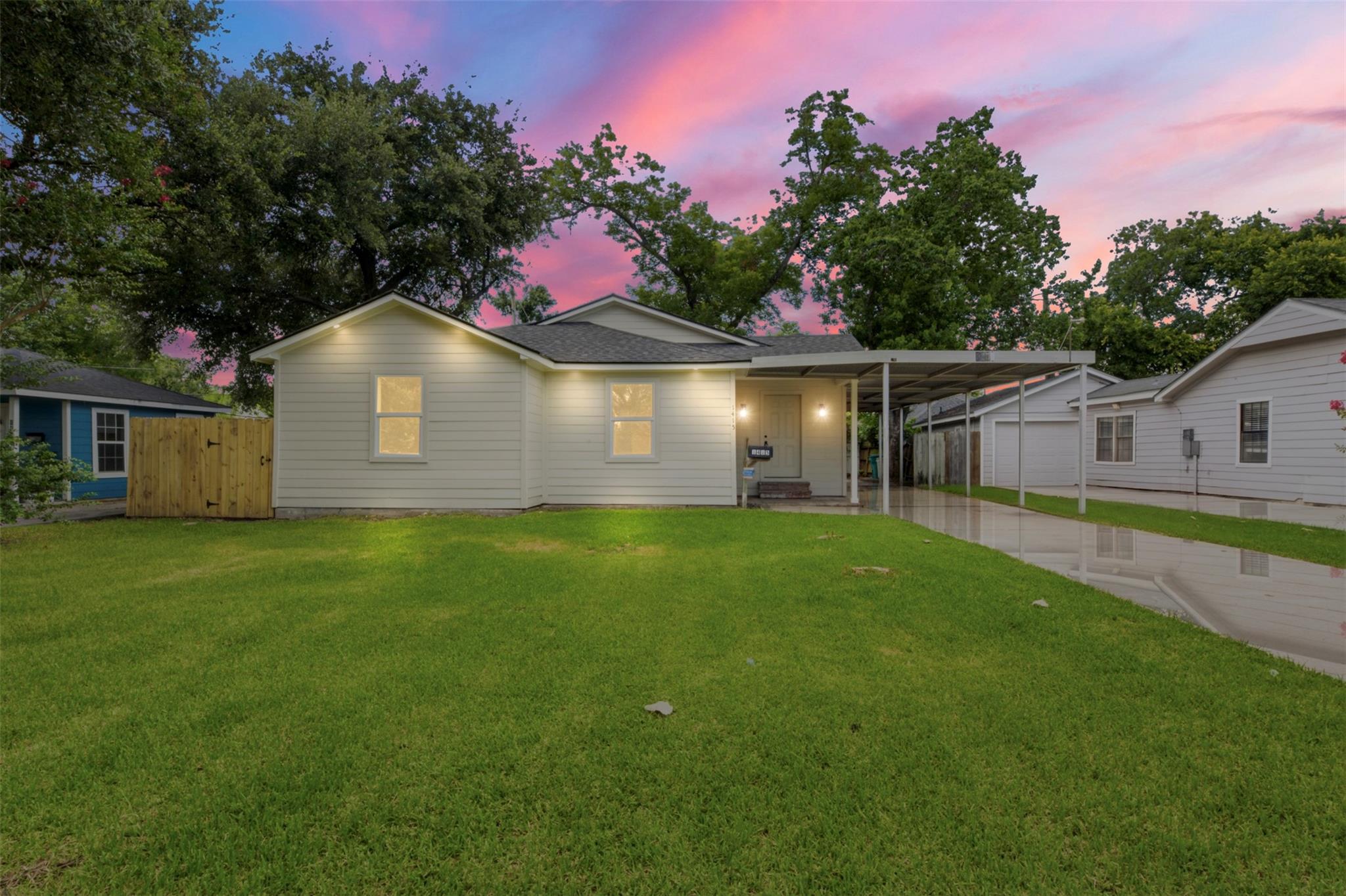 1415 Taylor Ave, Pasadena, TX 77506