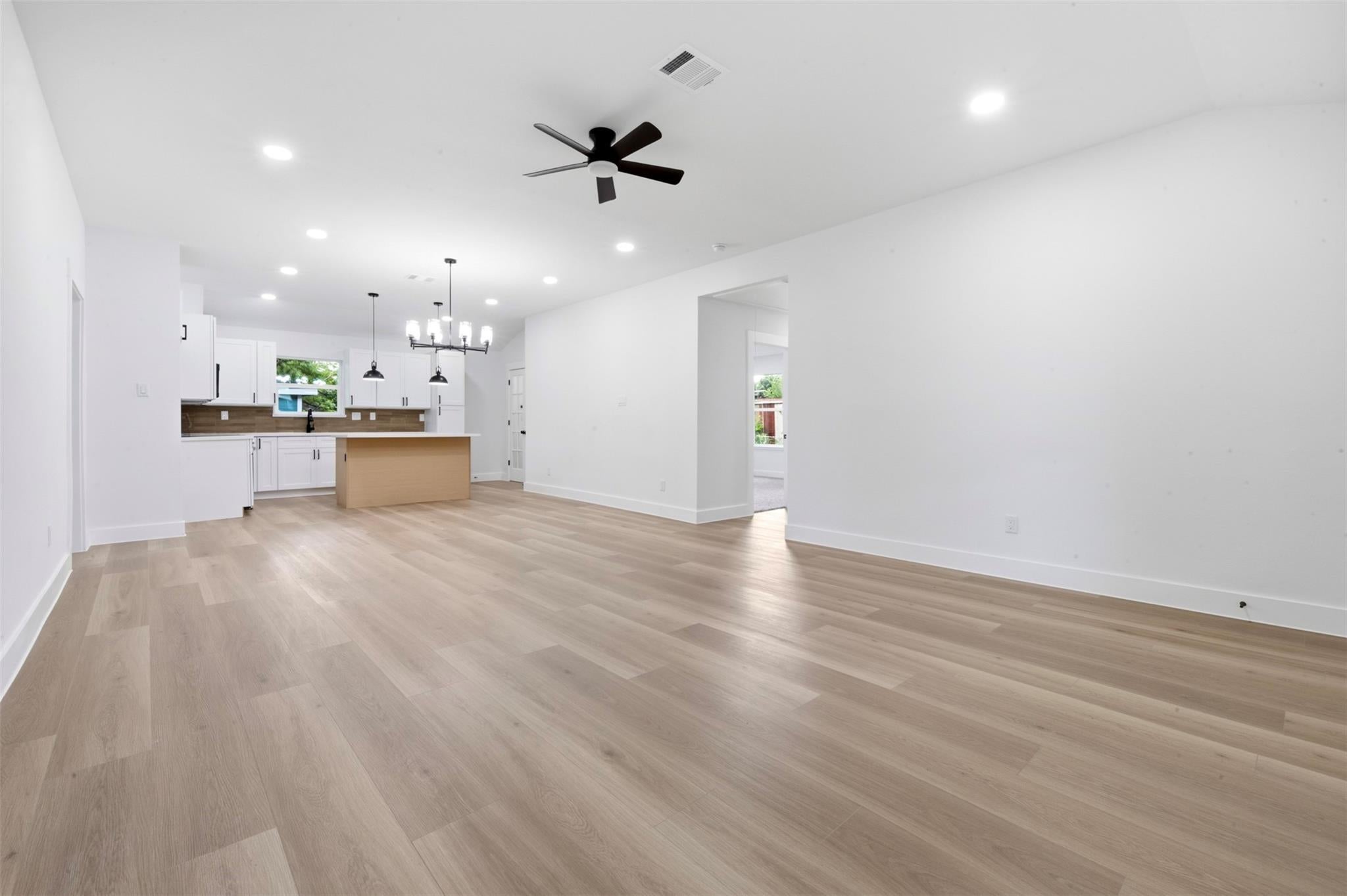 1415 Taylor Ave, Pasadena, TX 77506 photo