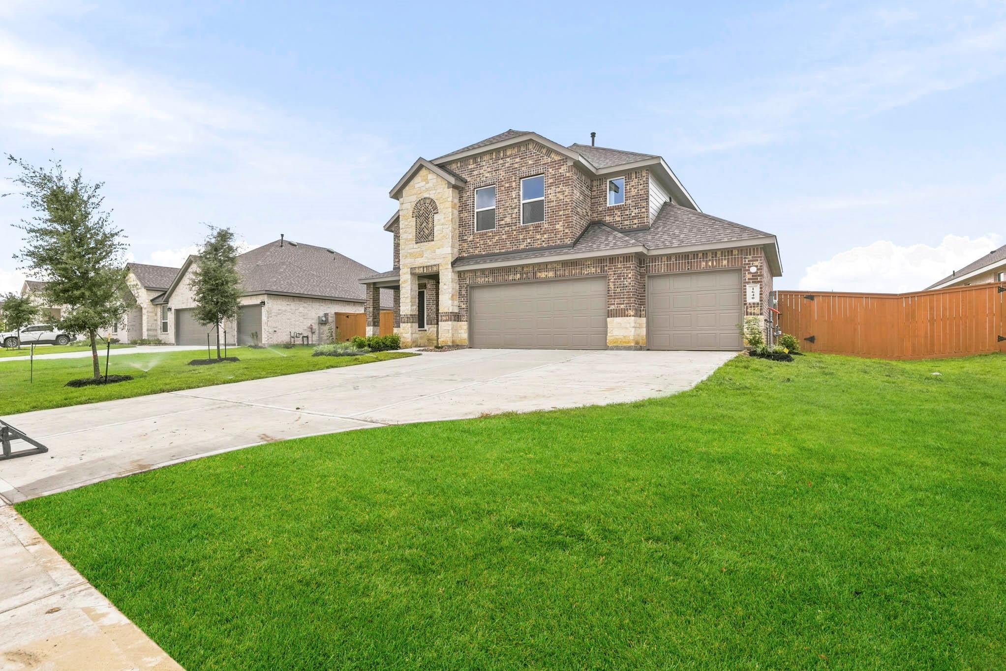 1640 Mesquite Trl, Dayton, TX 77535 photo